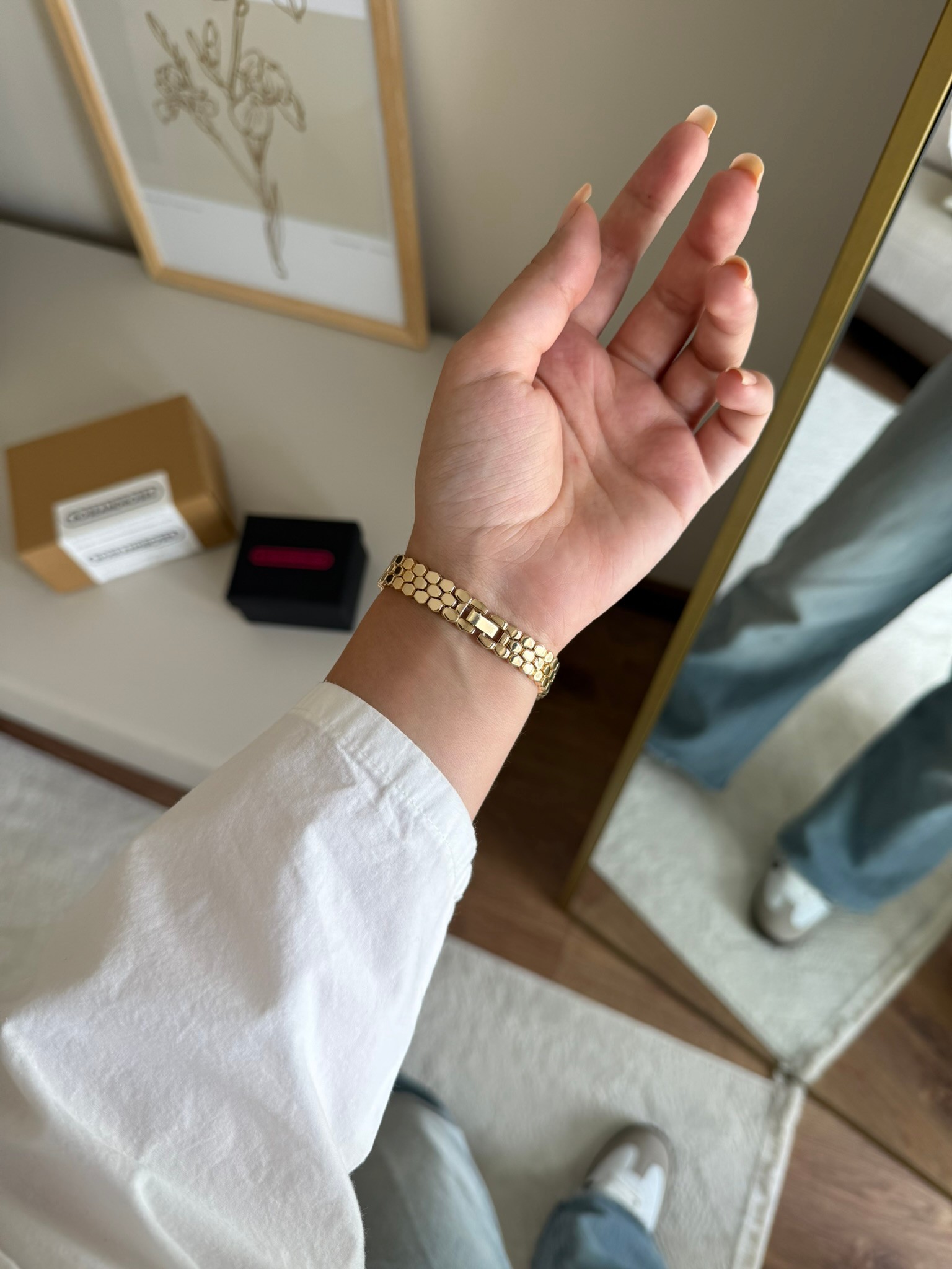 Arthier Muadil Model Kadın Kol Saati Gold (Beyaz Kadran)
