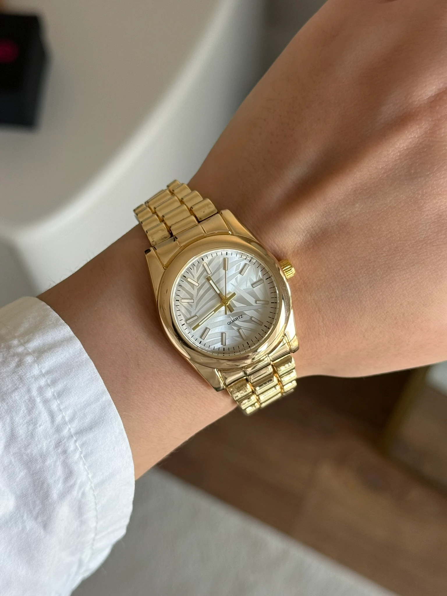 Farbesa Desenli Kadran Kadın Kol Saati - Gold-Beyaz Kadran