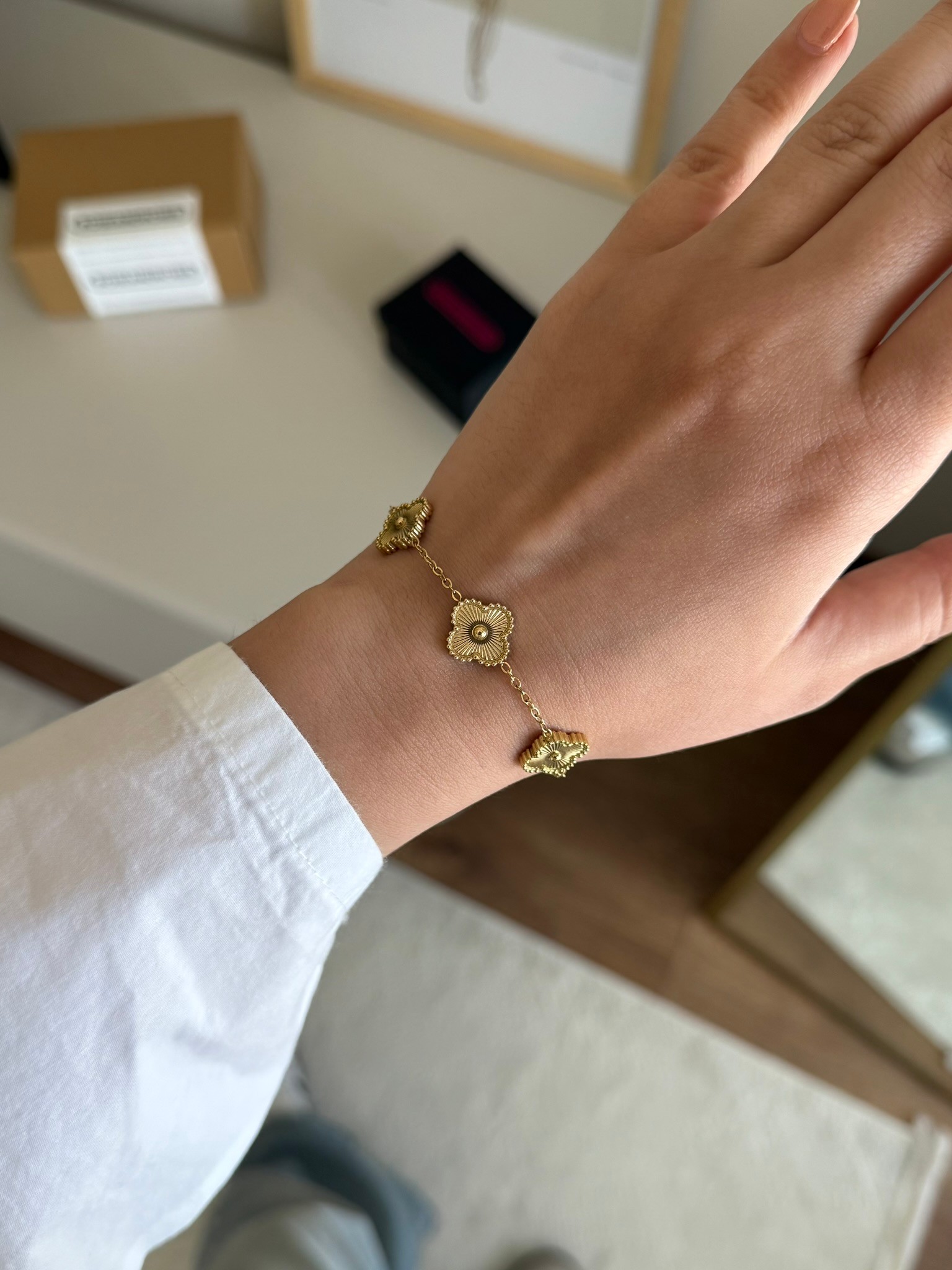 VC Orijinal Model Bileklik Gold