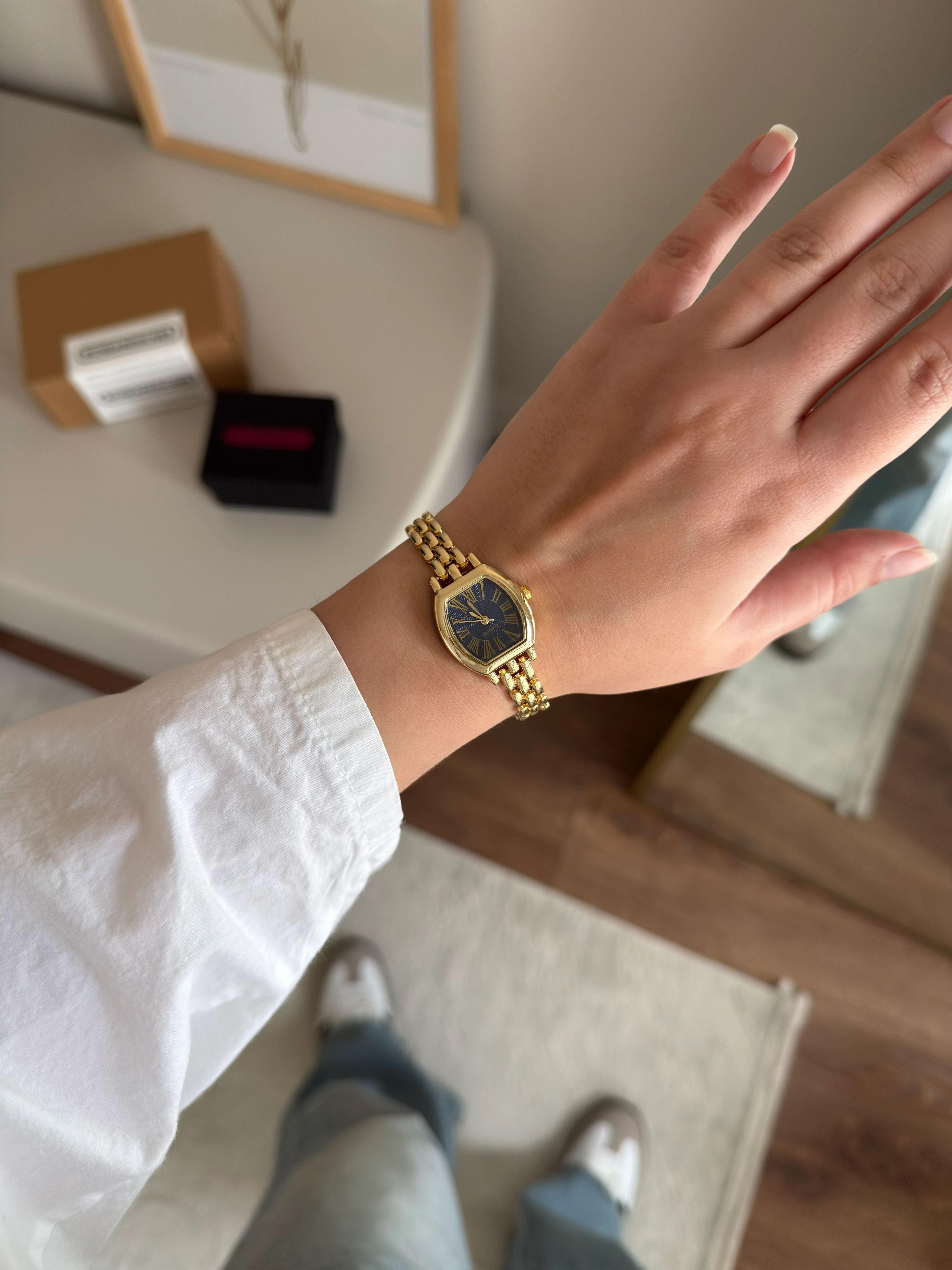 Volenda Vintage Model Kadın Kol Saati - Gold-Lacivert Kadran