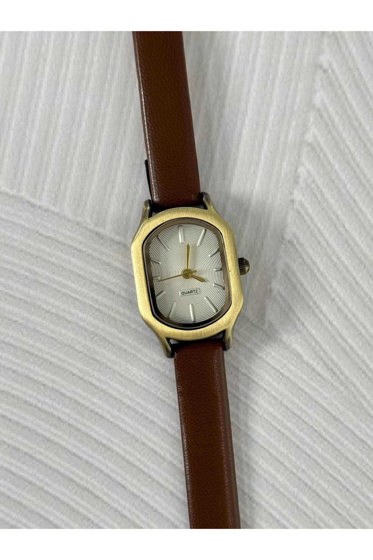 Mia Özel Seri Kadın Oval Kasa Deri Minimal Vintage Yeni Sezon Eskitme Çerçeve Kol Saati Kahverengi