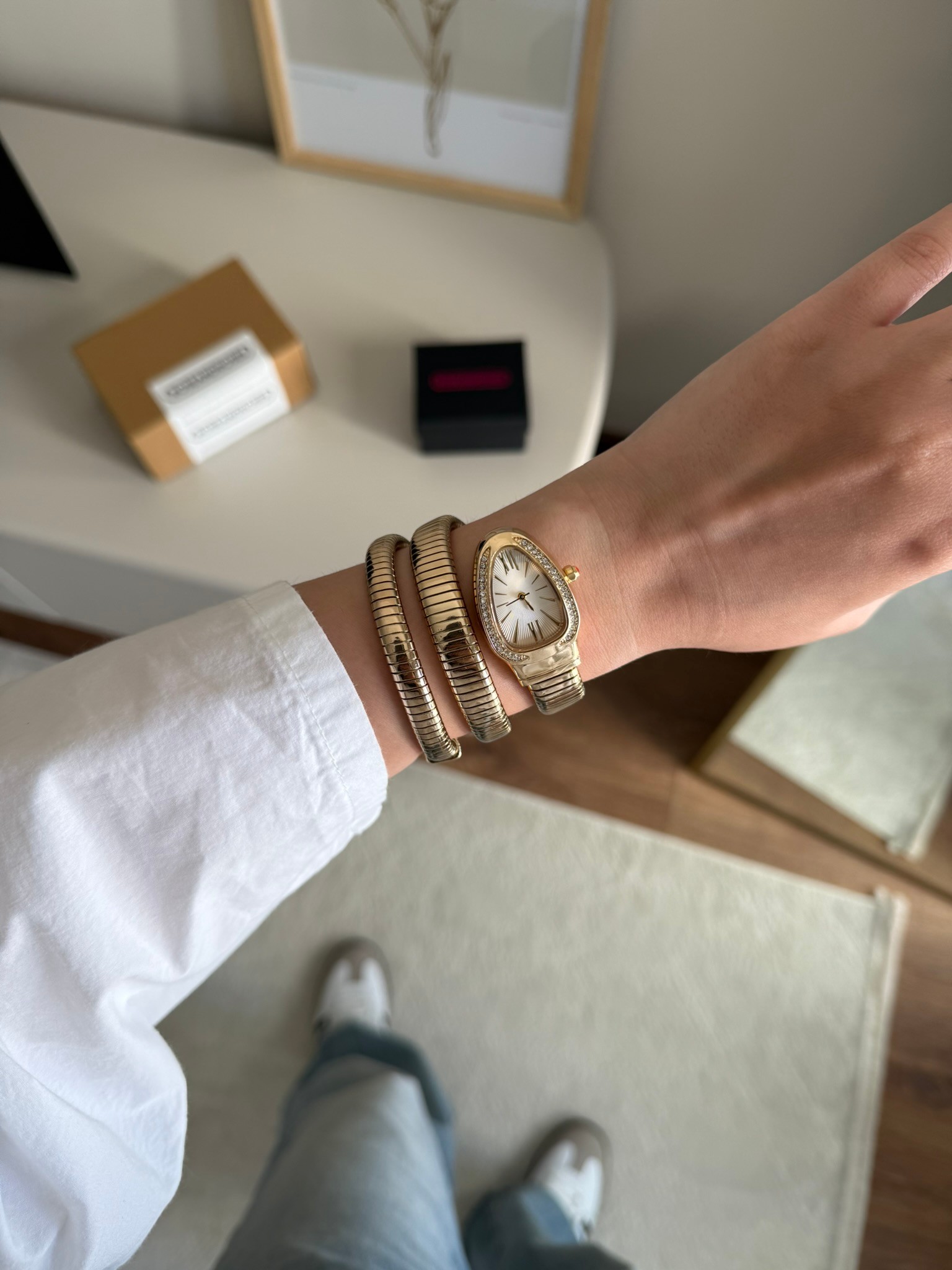 Snake Sarmal Model Yeni Sezon Kadın Kol Saati Gold (Beyaz Kadran)