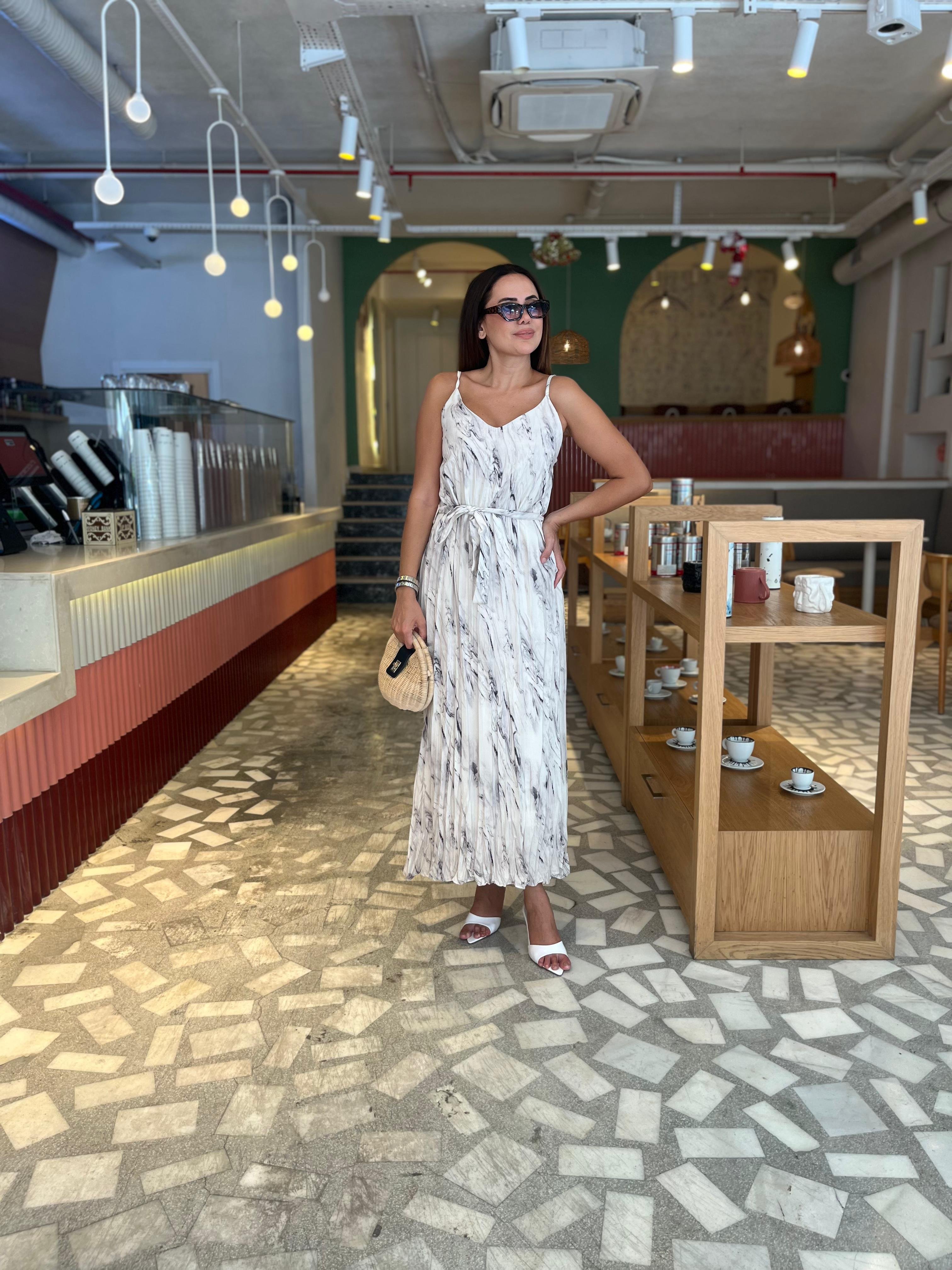 Batik Desen Maxi Bej Elbise