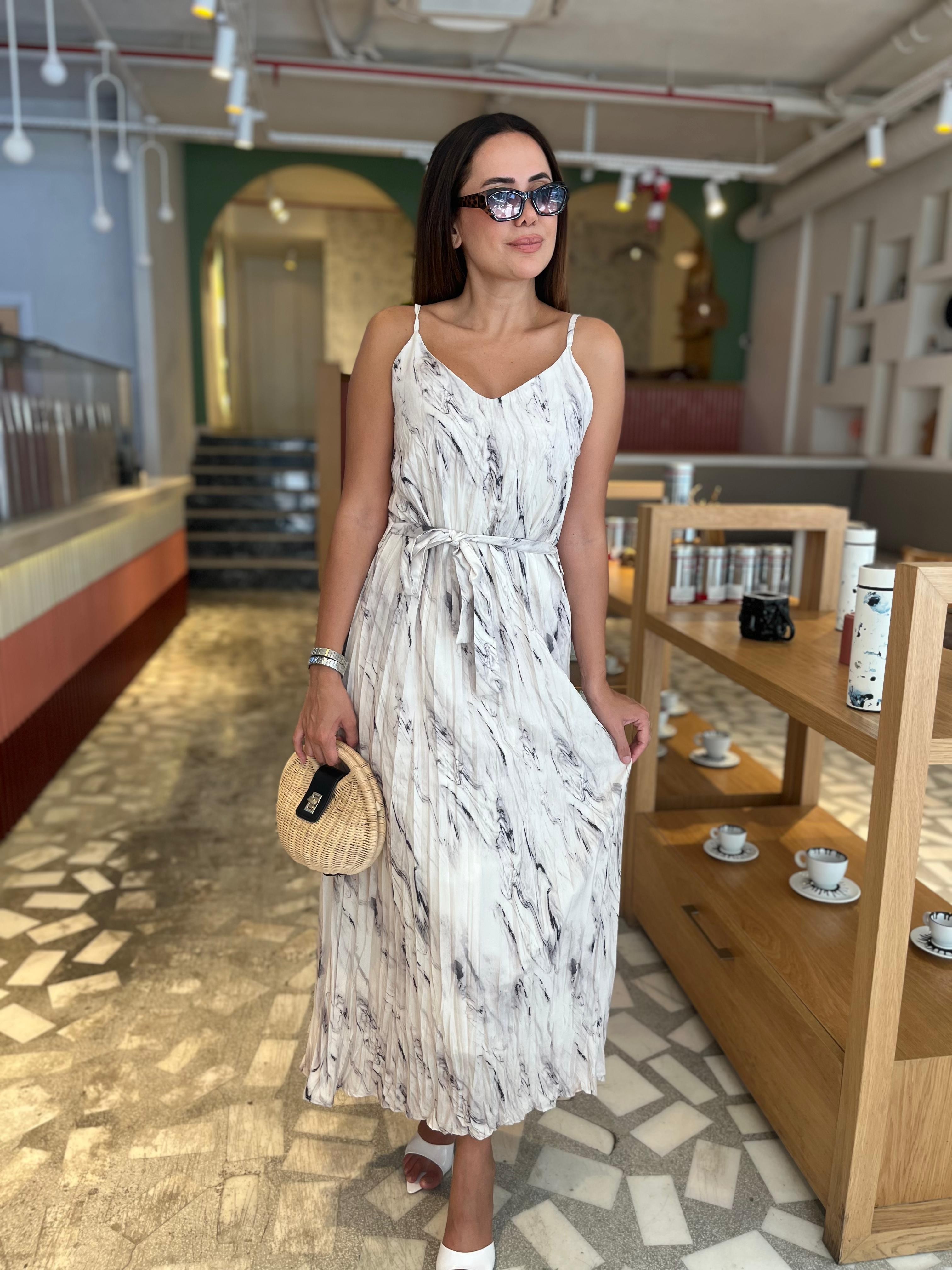 Batik Desen Maxi Bej Elbise