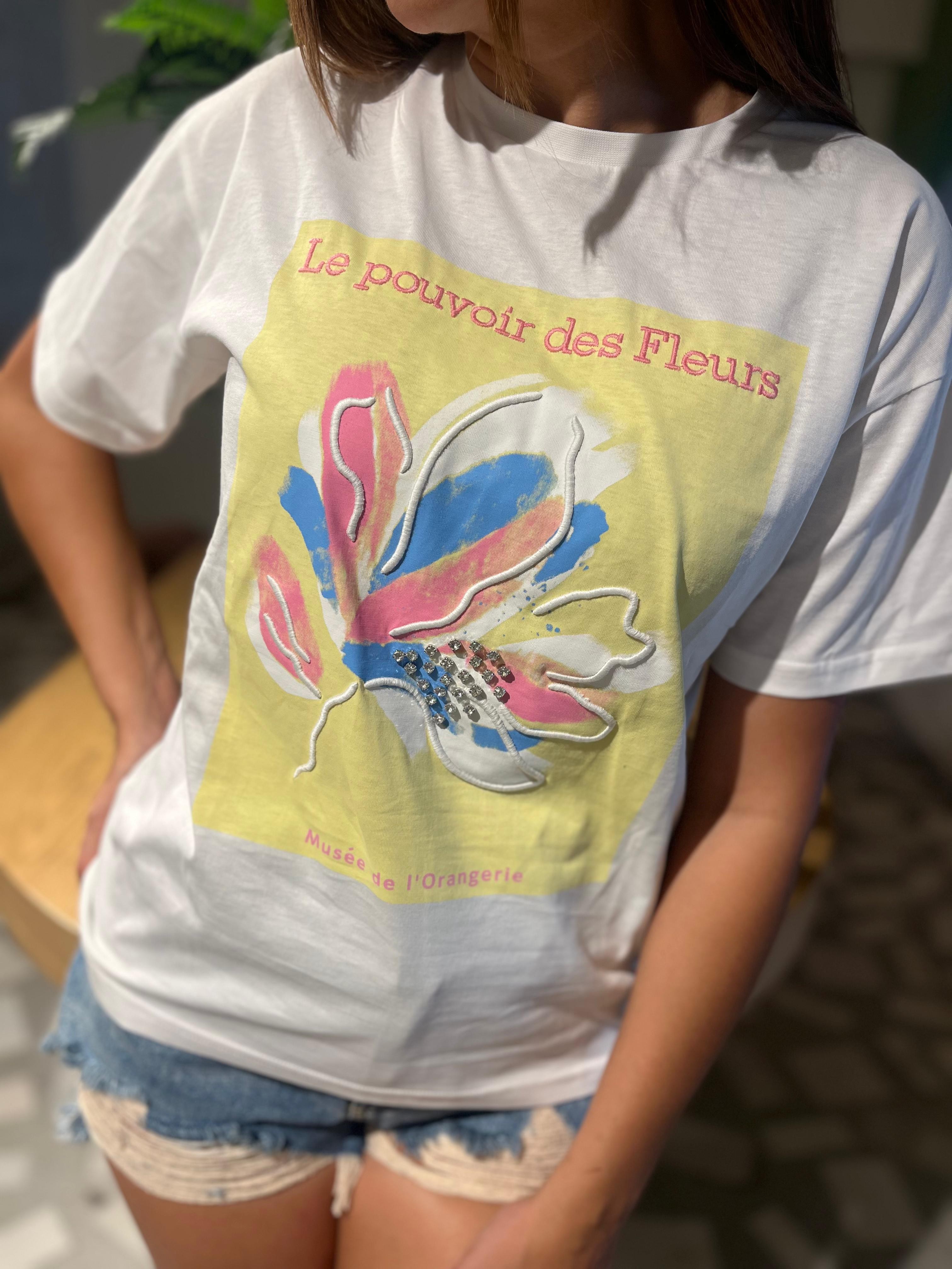İşleme Detayli Taşlı Tshirt