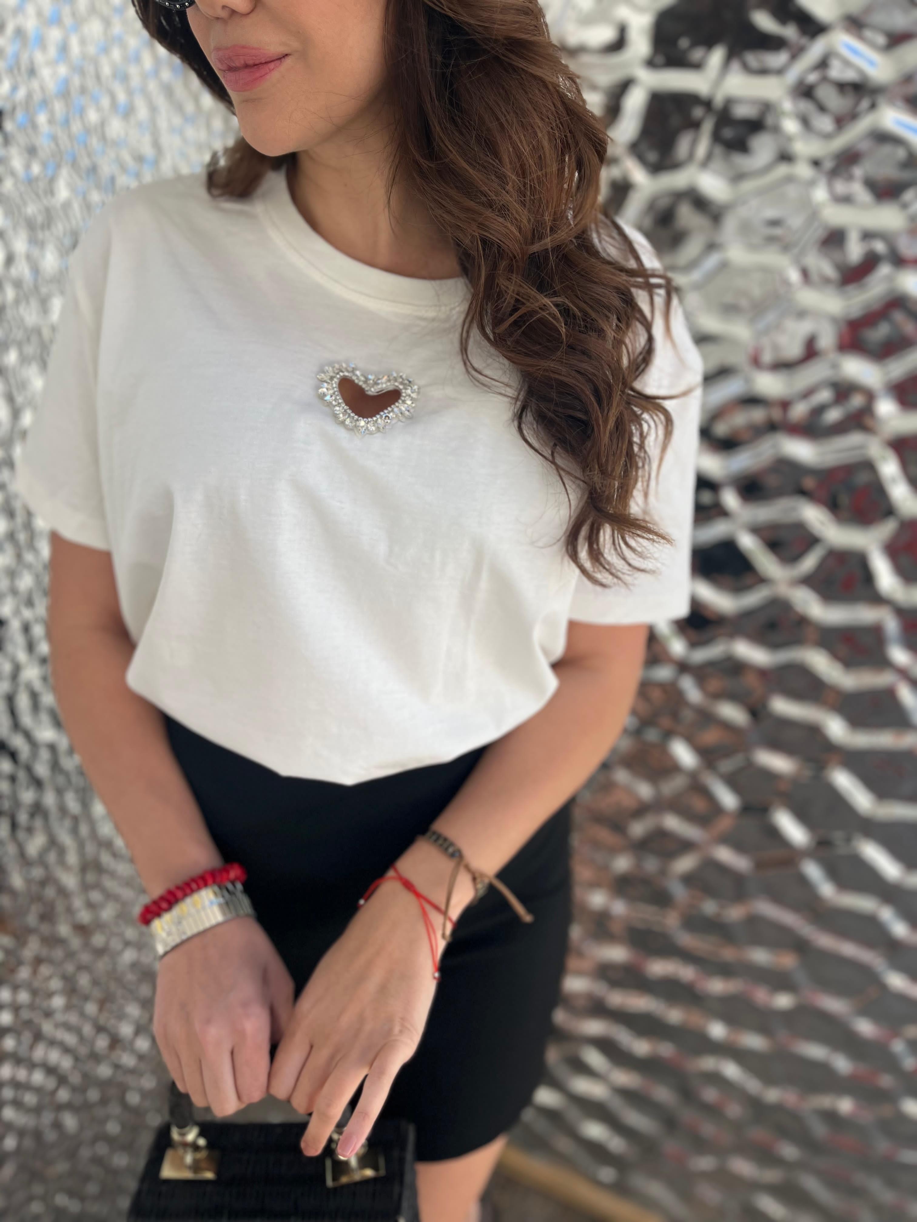 Taşlı Kalp Pencereli T-Shirt