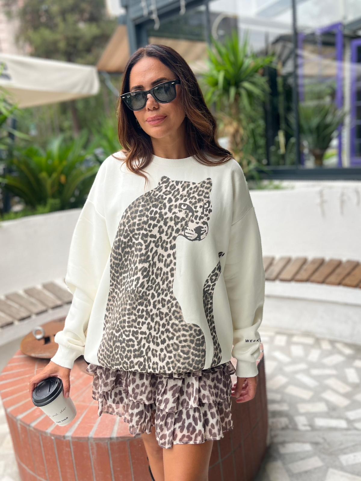 Leopar Desenli Sweatshirt (Şardonlu)