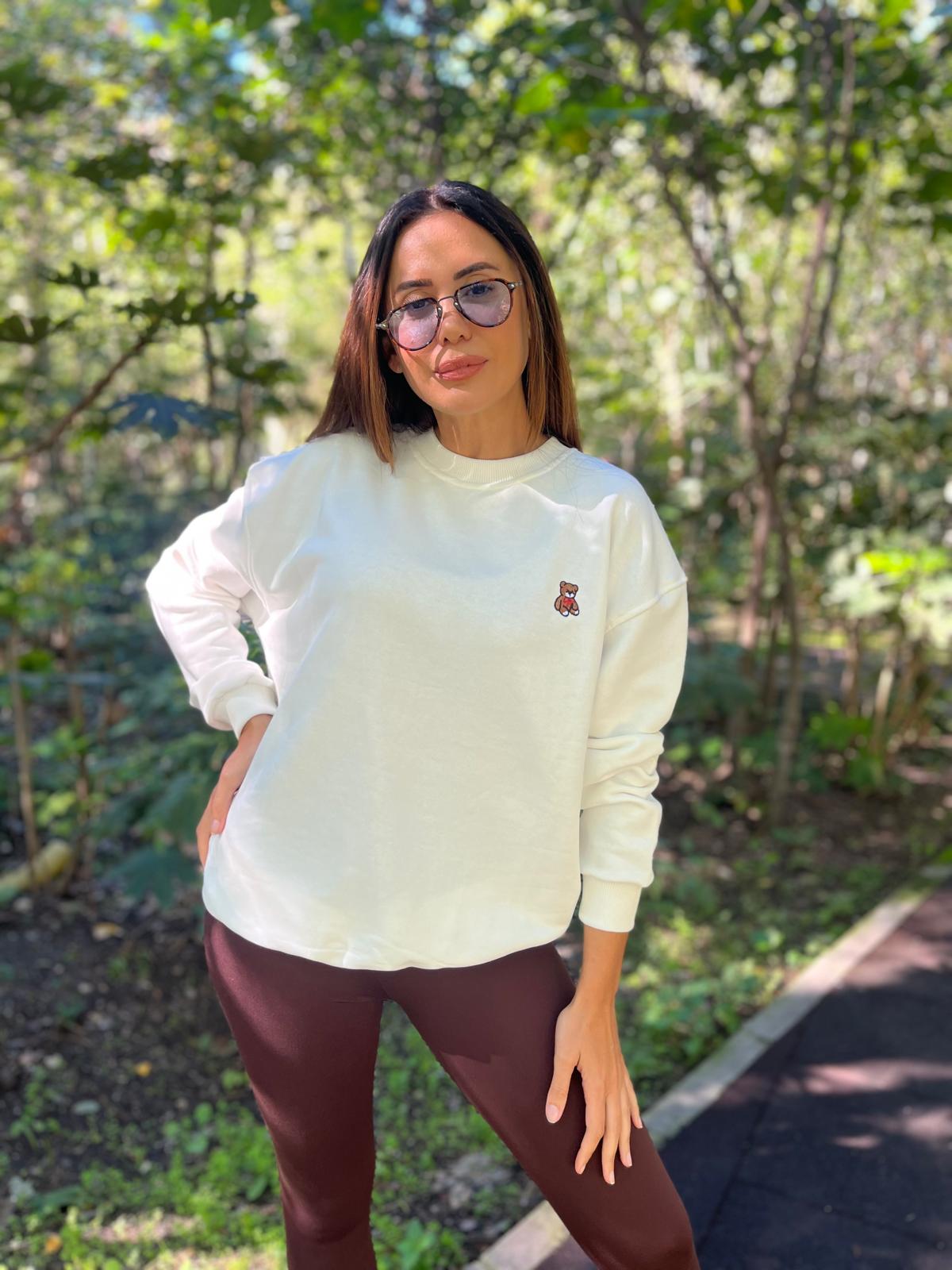 Ayıcık Nakışli Sweatshirt  - Beyaz