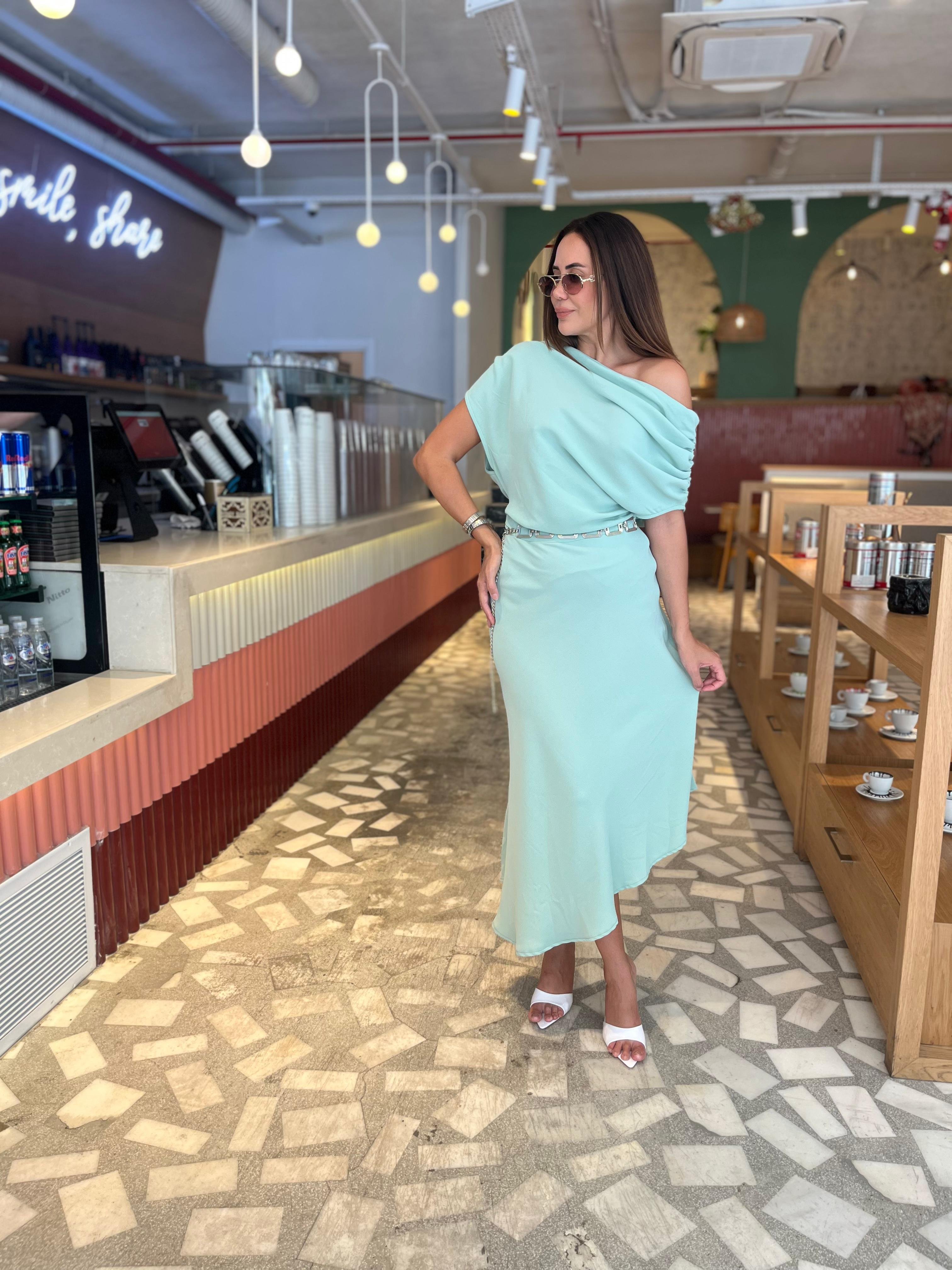 Düşük Omuz Asimetrik Mint Elbise 