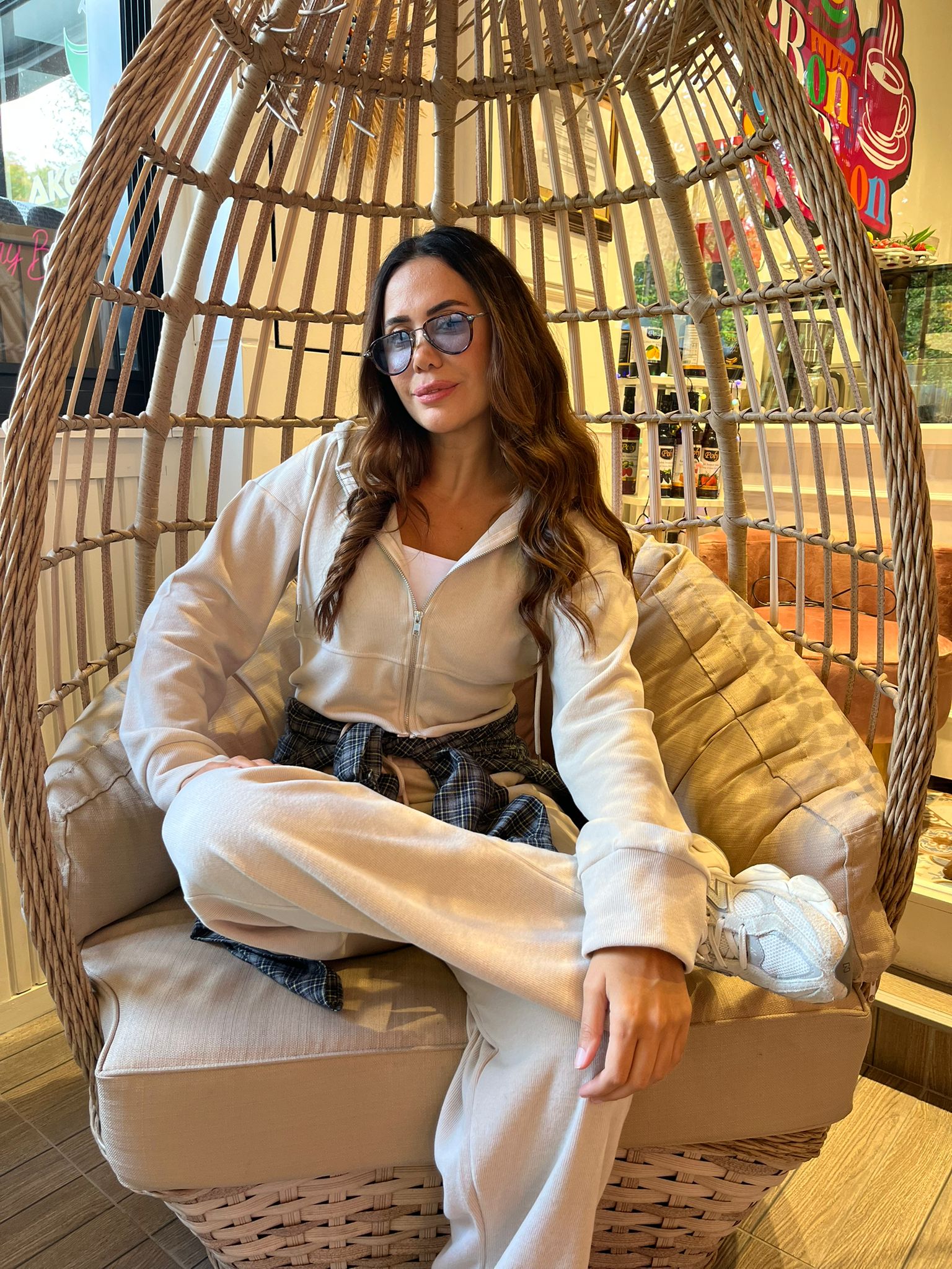 Fitilli Penye Kapüşonlu Crop Takım (Gri ve Ekru)  - Ekru