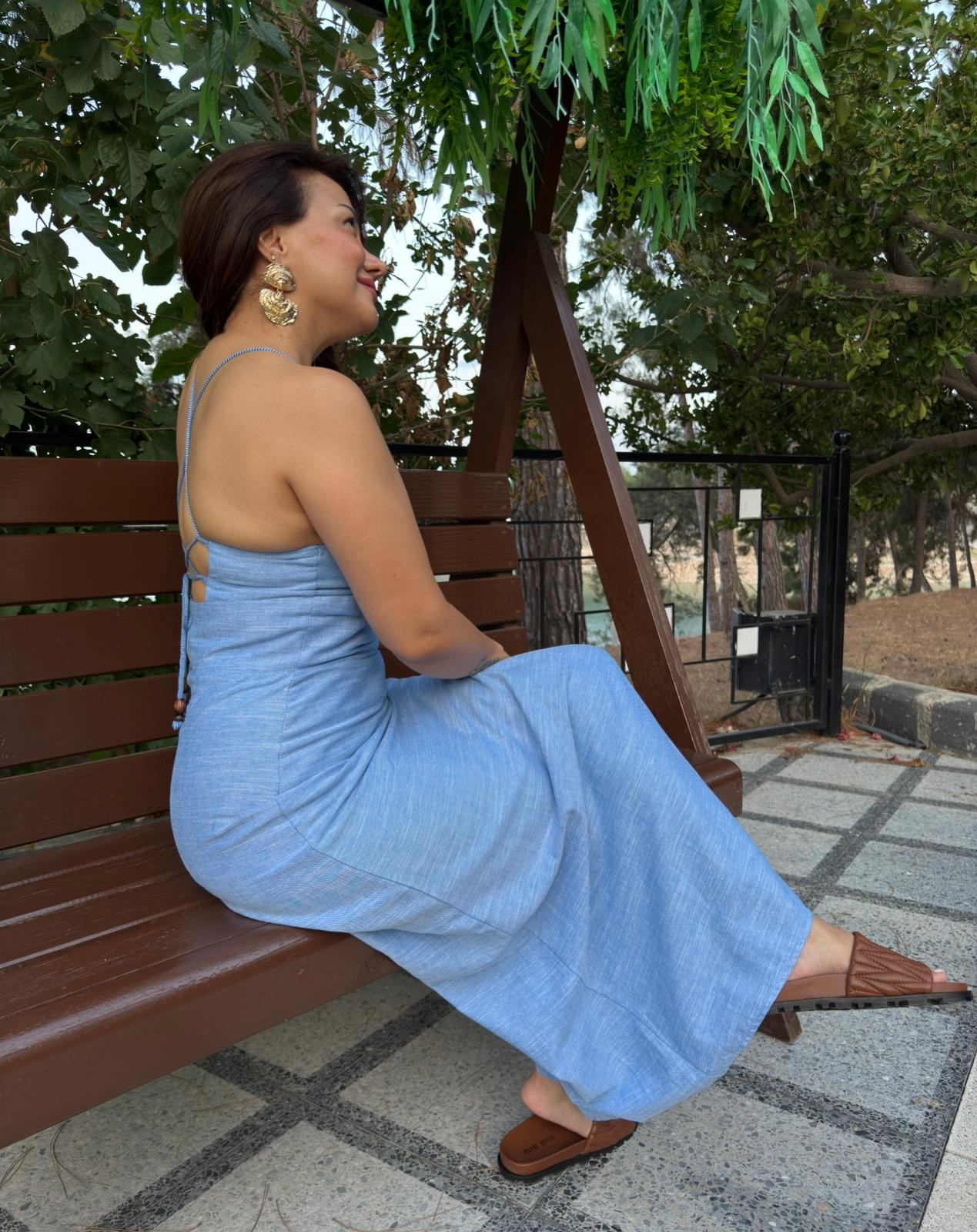 Olive Yırtmaç Detaylı Elbise