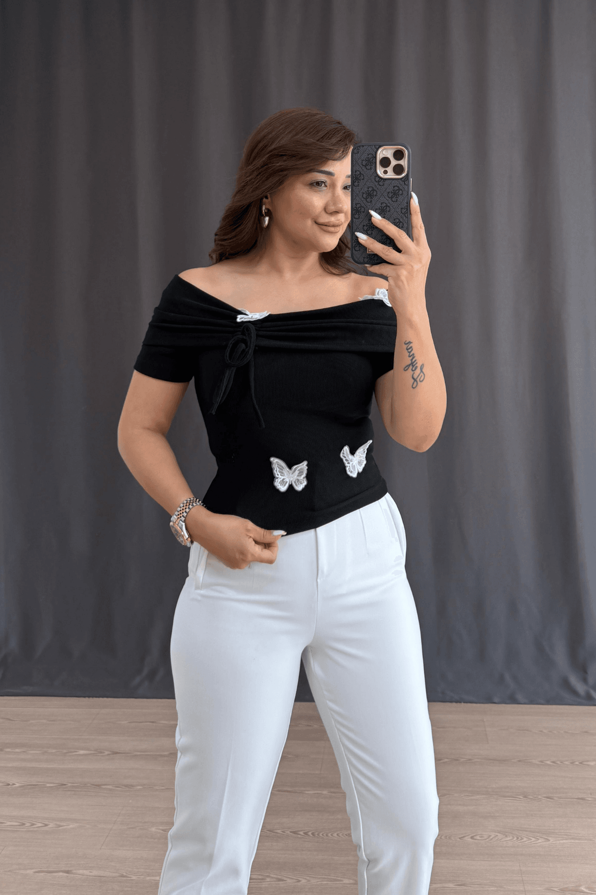 Madonna Kelebek Detaylı Bluz