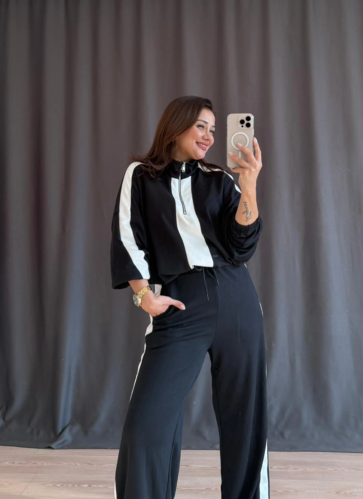 FERMUAR DETAYLI TAKIM