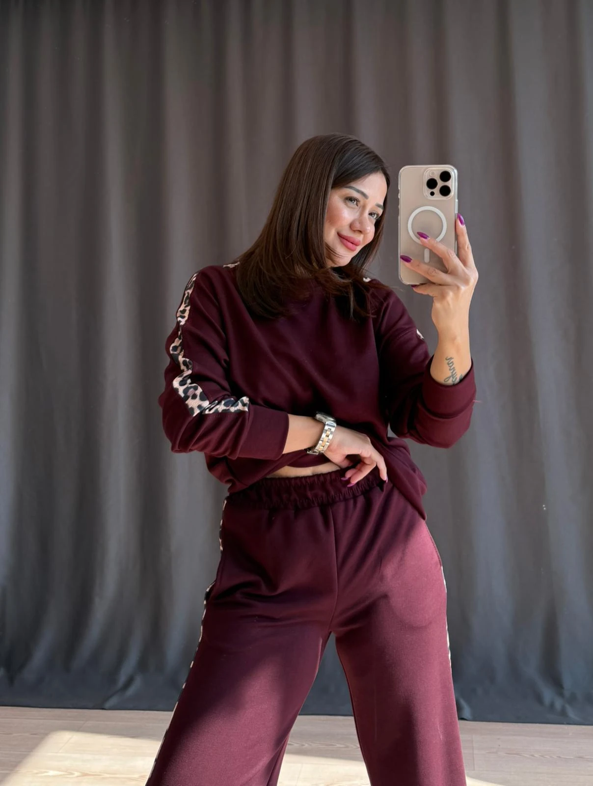 LEOPAR ŞERİTLİ TAKIM (KAHVERENGİ VE BORDO RENKLİ ÜRÜN 14 KASIM’DA KARGOYA VERİLECEKTİR.)