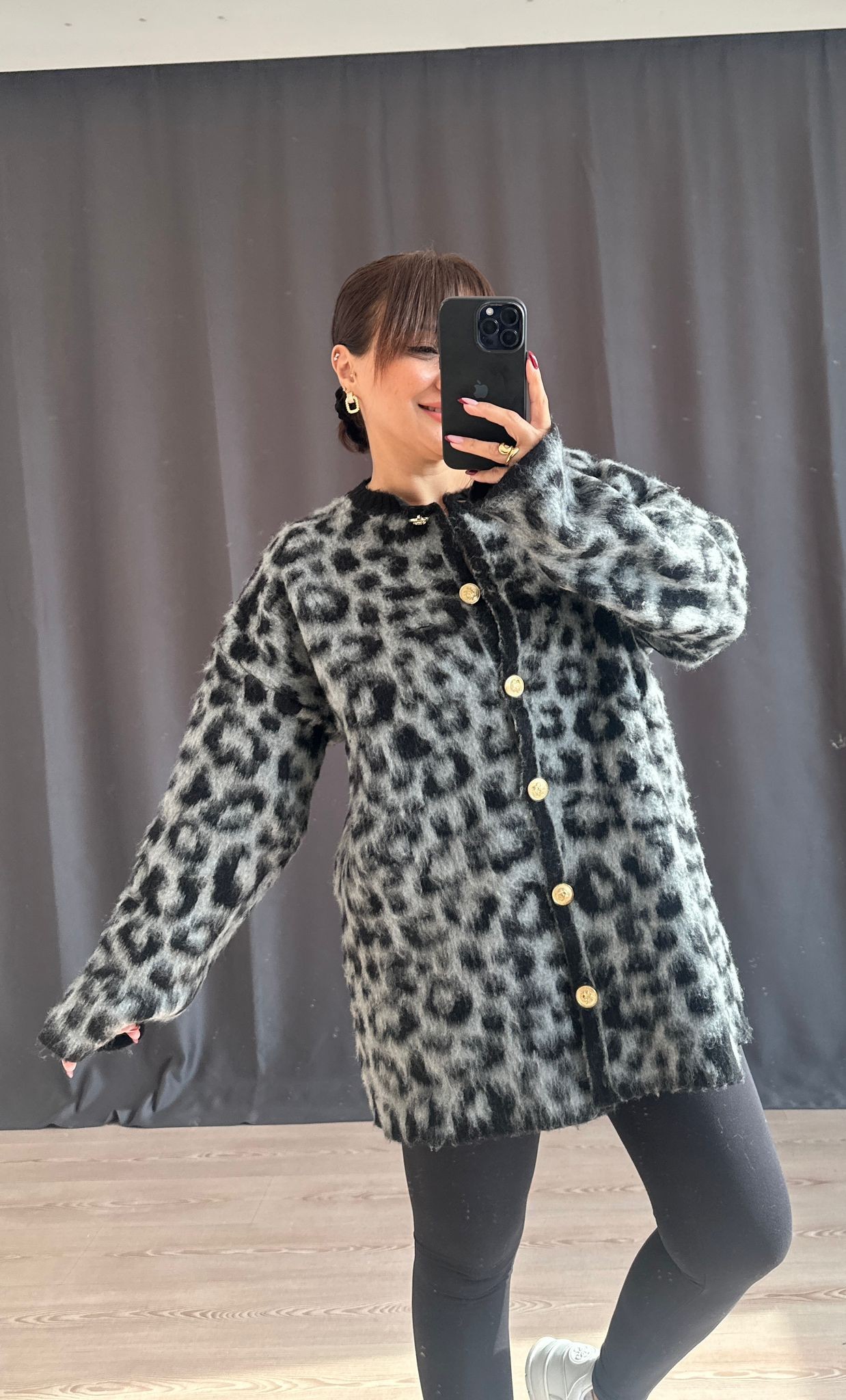 LEOPAR DESENLİ OVERSİZE HIRKA • GRİ