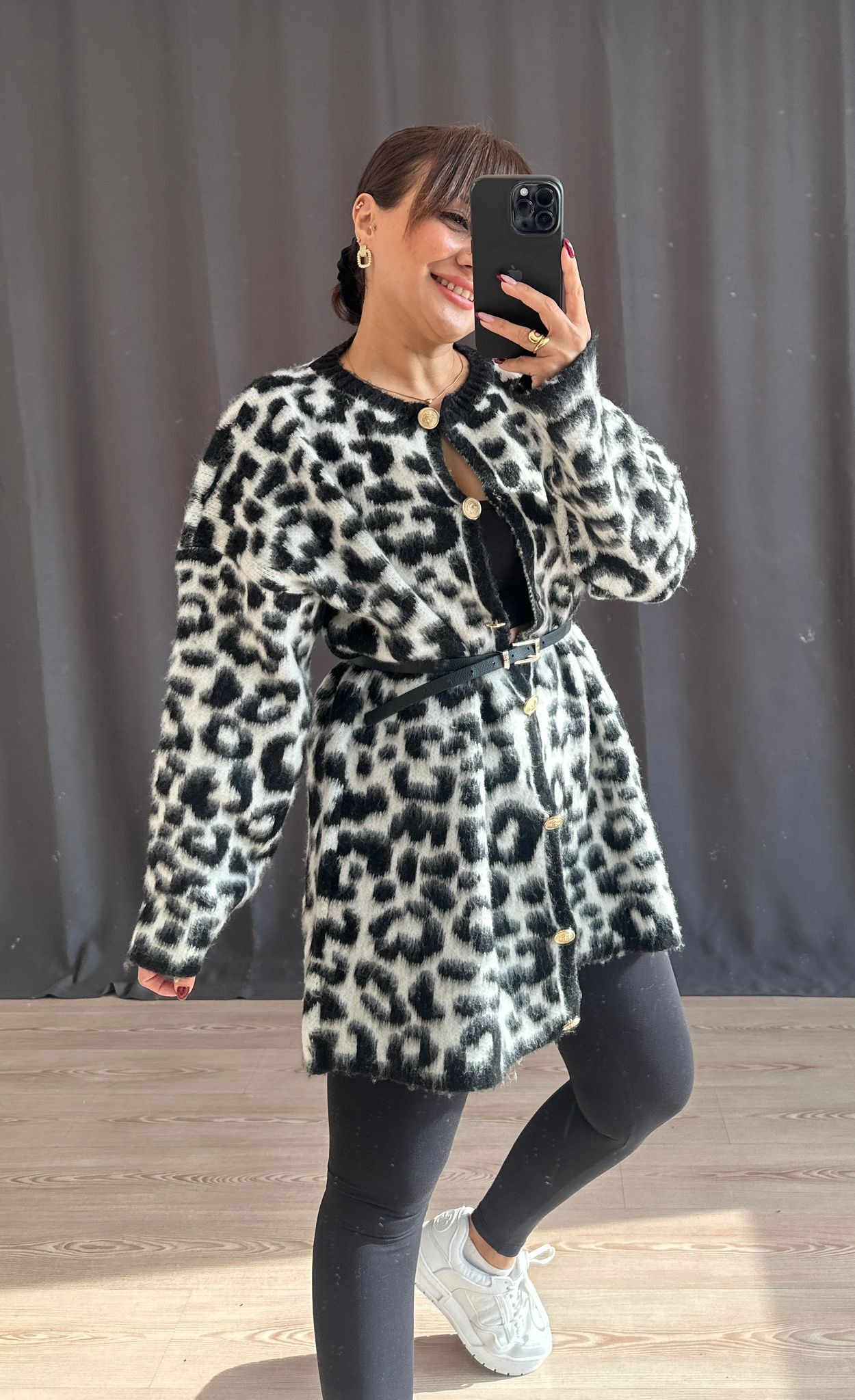 LEOPAR DESENLİ OVERSİZE HIRKA  • SİYAH