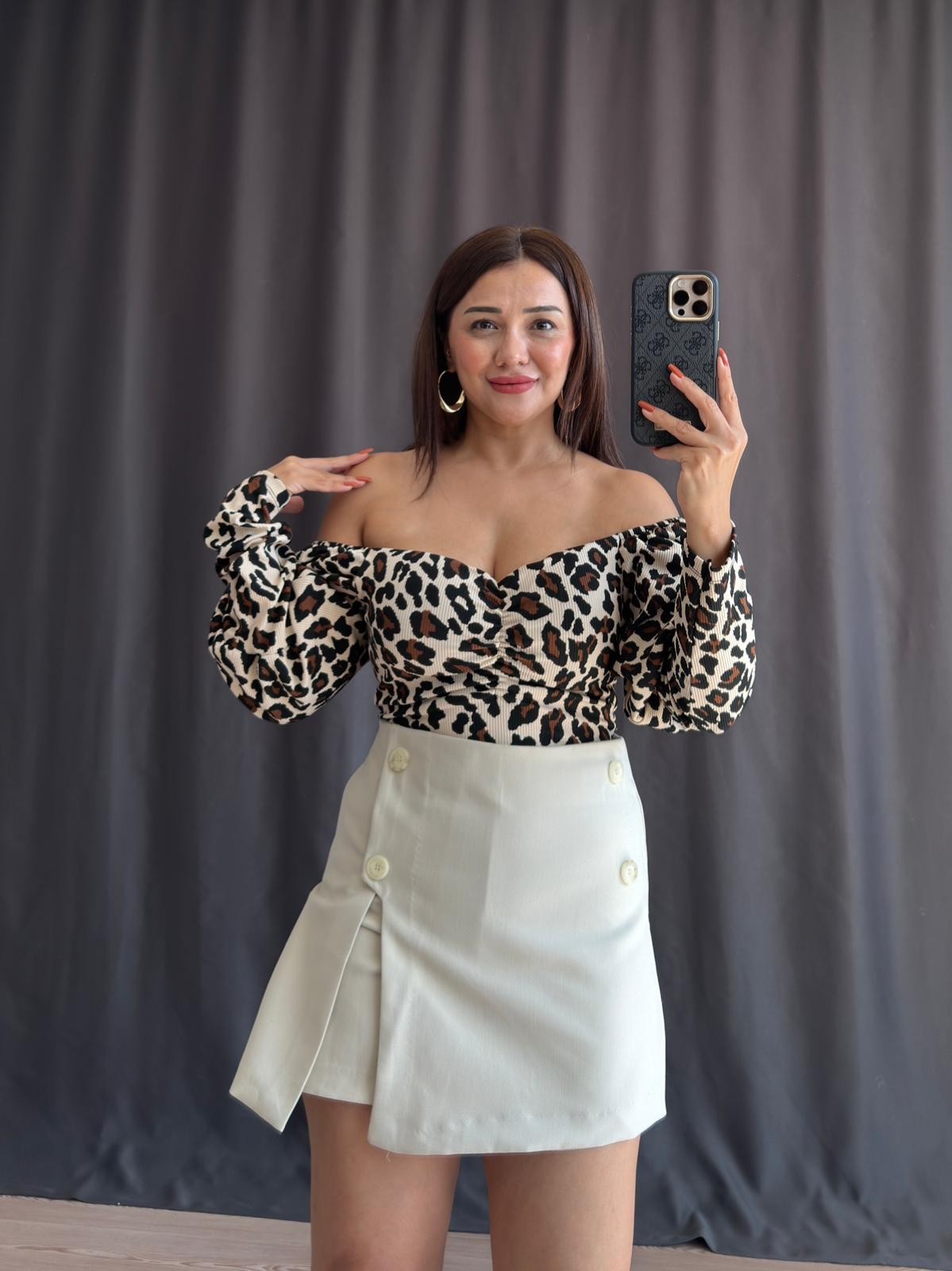 Leo crop  Buz - leopar
