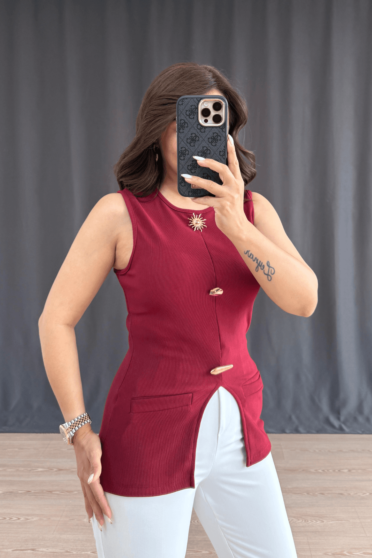 Benty Ön Yırtmaç Detaylı Bluz