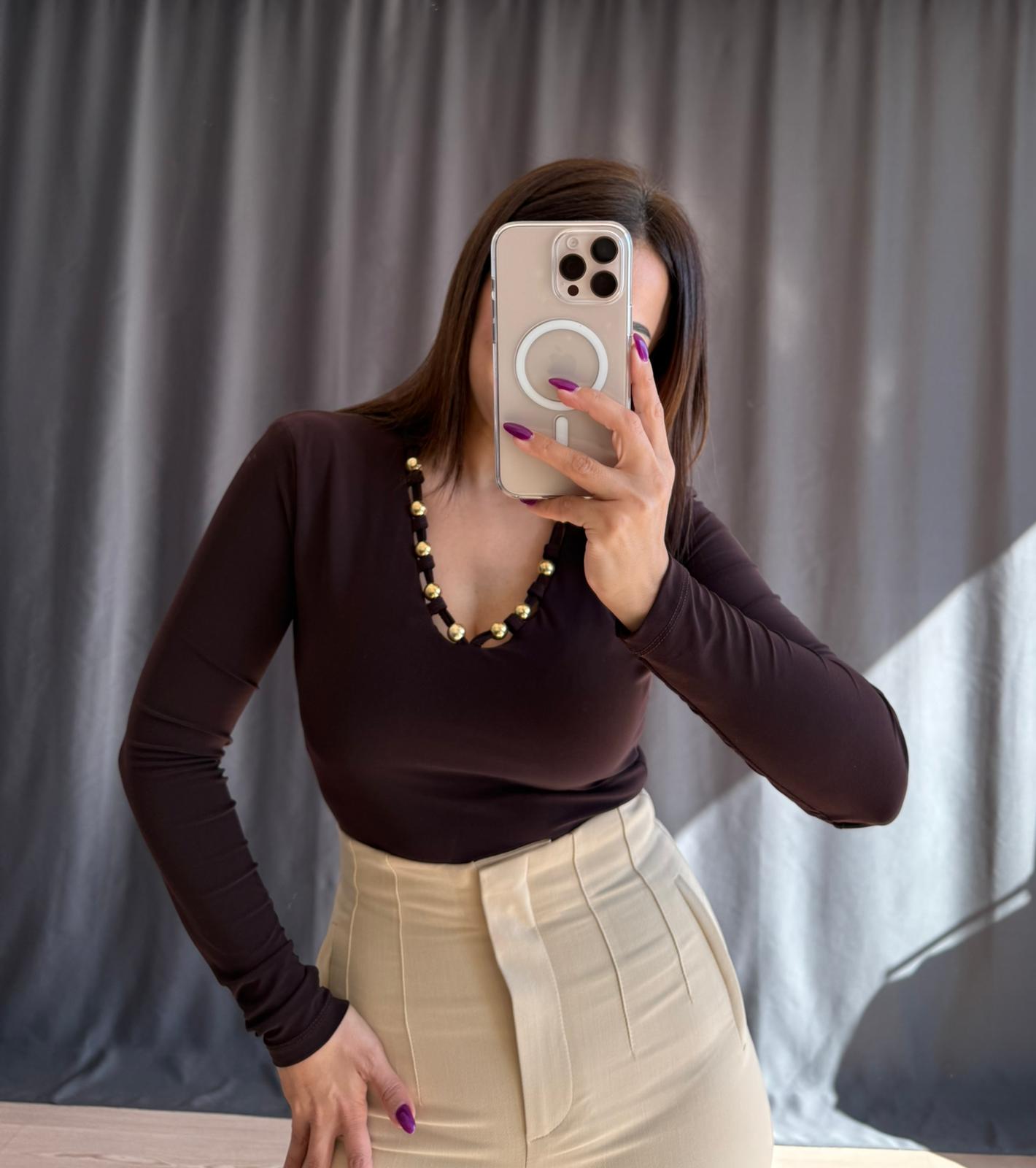 V Yaka Gold İşlemeli Bluz