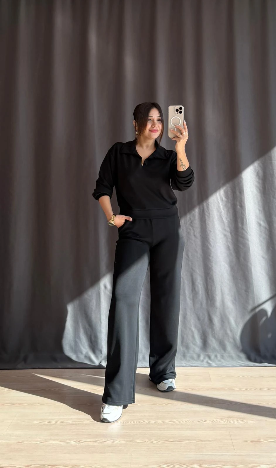 V YAKA MODAL TAKIM - SİYAH