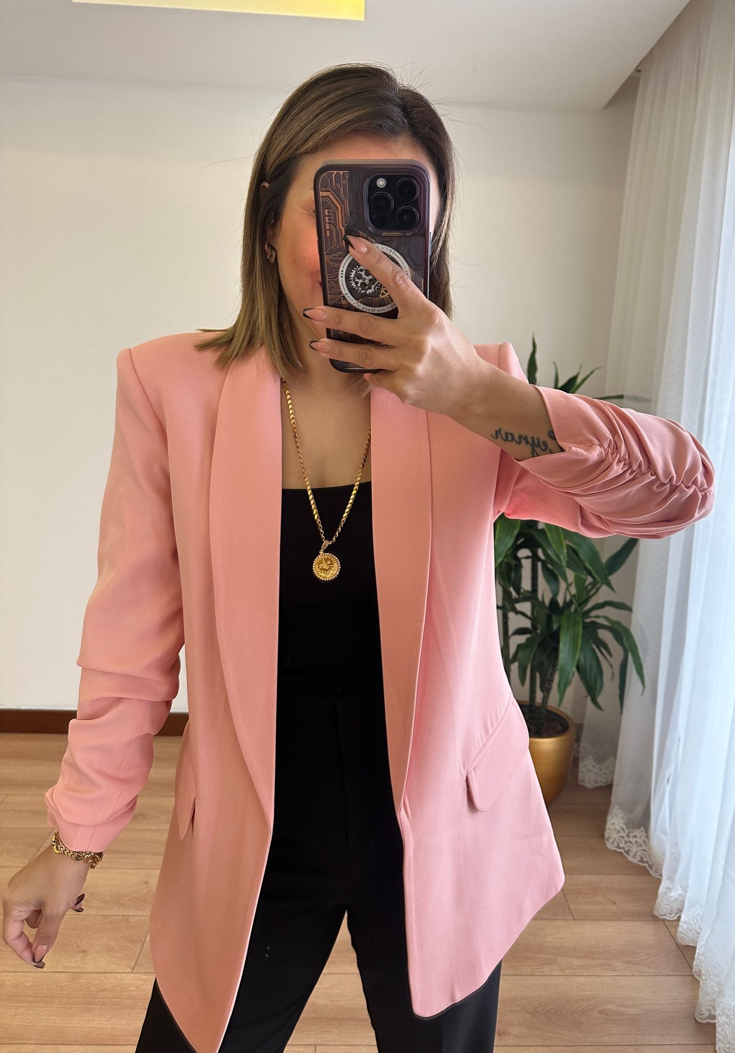 BLAZER KOLU BÜZGÜLÜ CEKET • SOMON