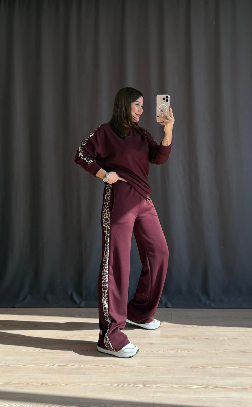 LEOPAR ŞERİTLİ TAKIM (KAHVERENGİ VE BORDO RENKLİ ÜRÜN 14 KASIM’DA KARGOYA VERİLECEKTİR.)