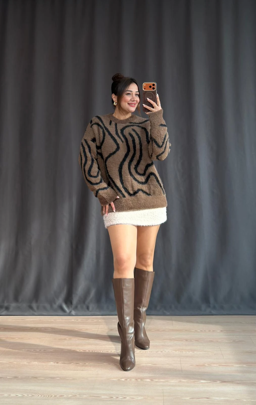 DESENLİ YUMOŞ KAZAK