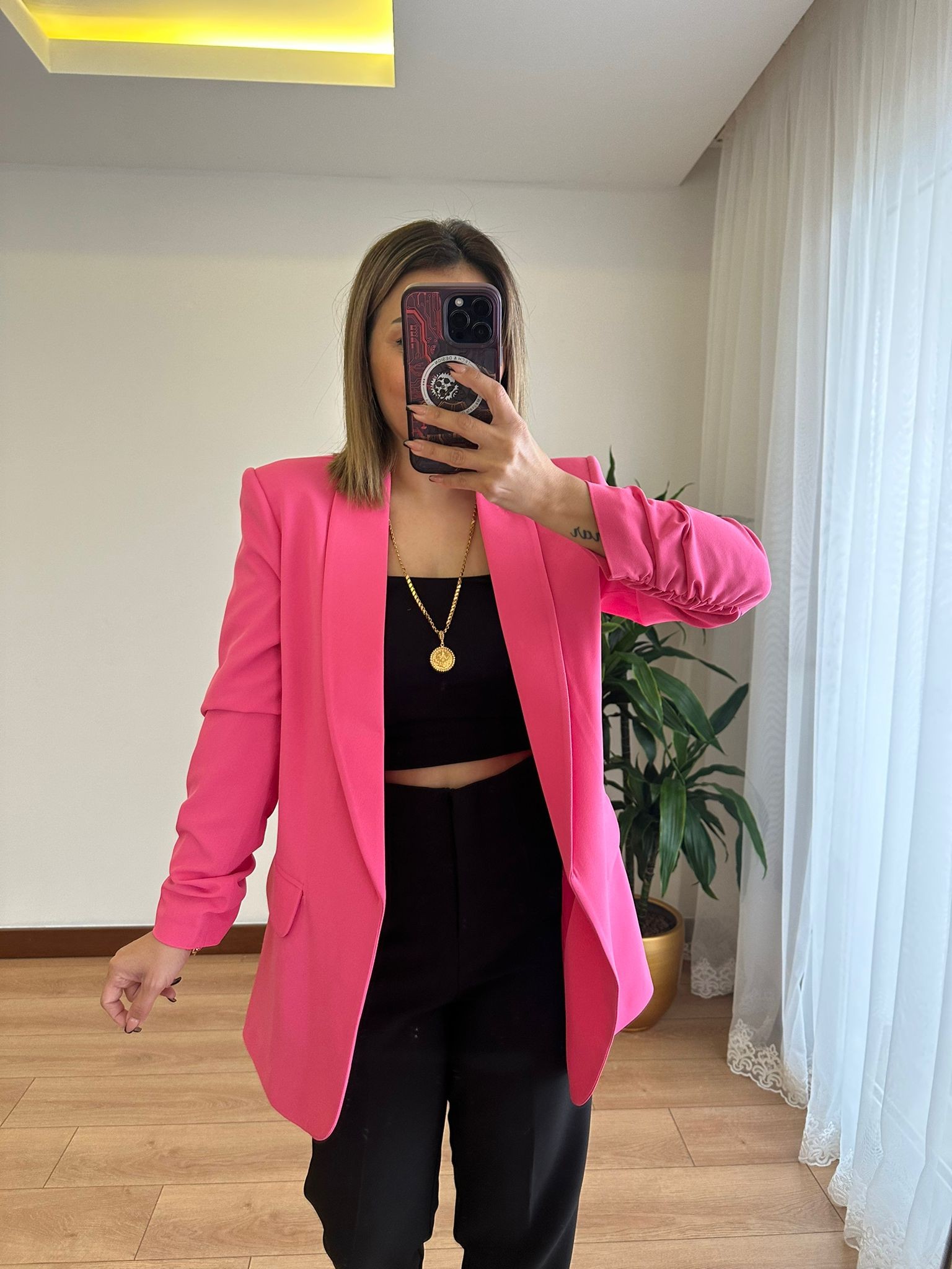 BLAZER KOLU BÜZGÜLÜ CEKET • FUŞYA