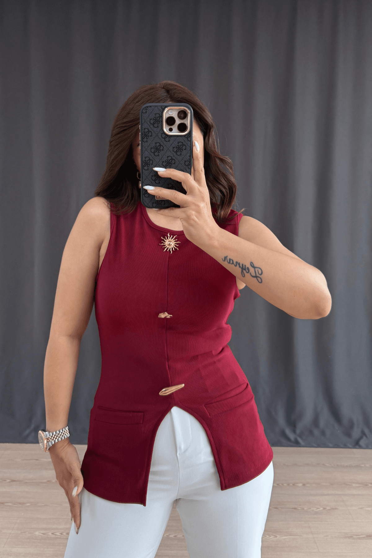Benty Ön Yırtmaç Detaylı Bluz