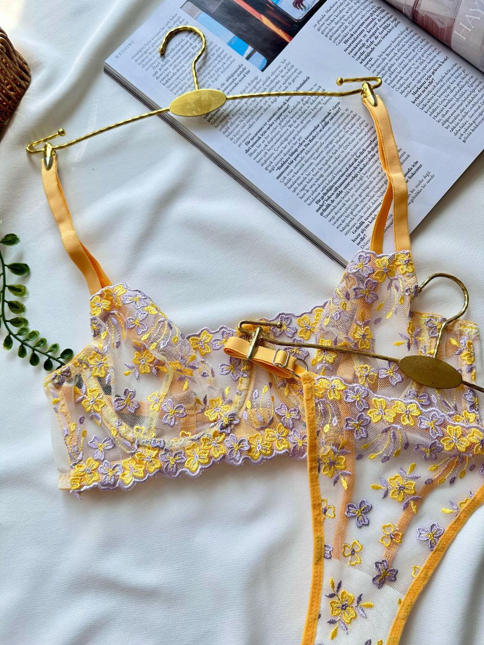 Sarı Çiçekli Takım