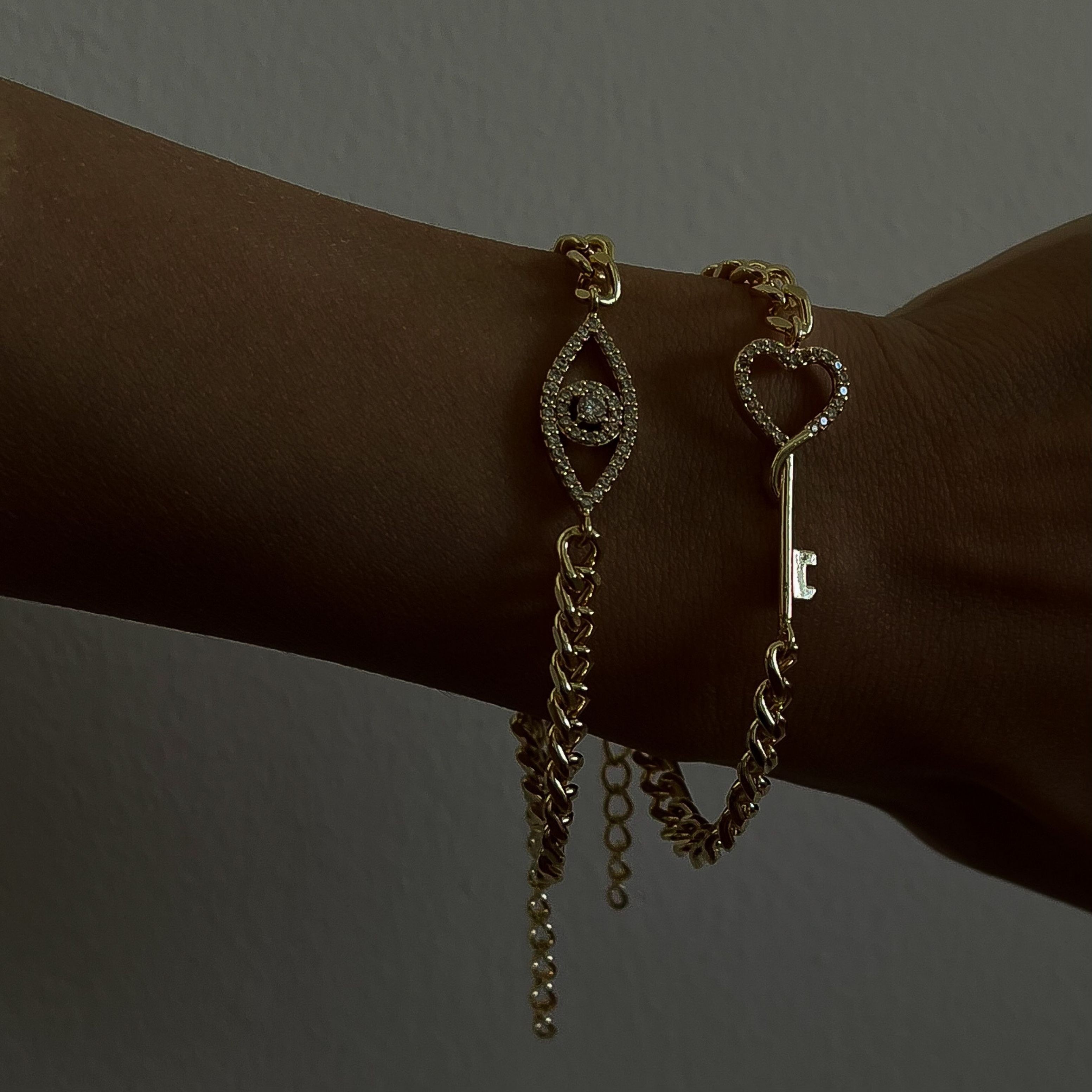 Anahtar Detaylı Charm Bileklik