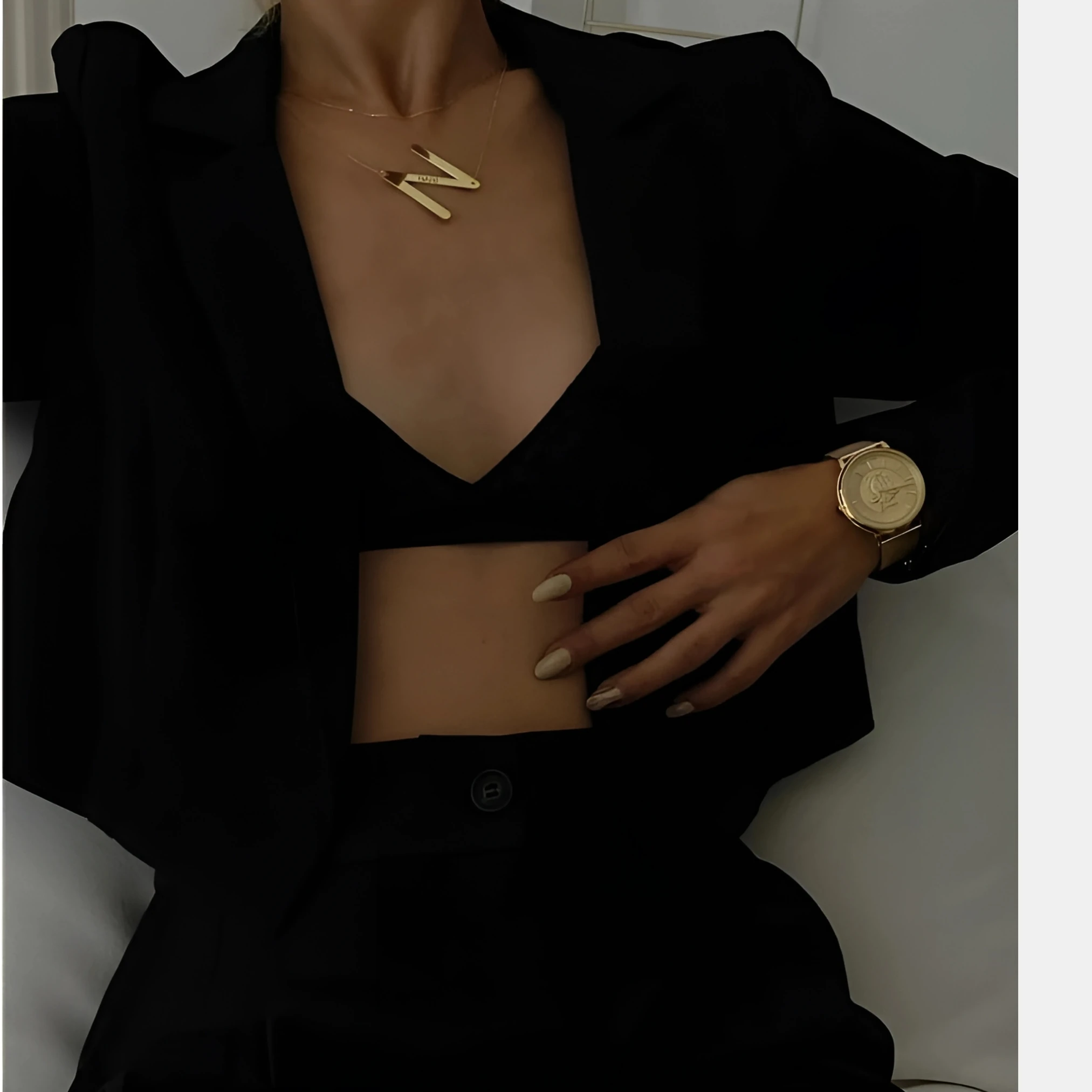 GÜMÜŞ KOLYE - İsimli monogram büyük harf kolye