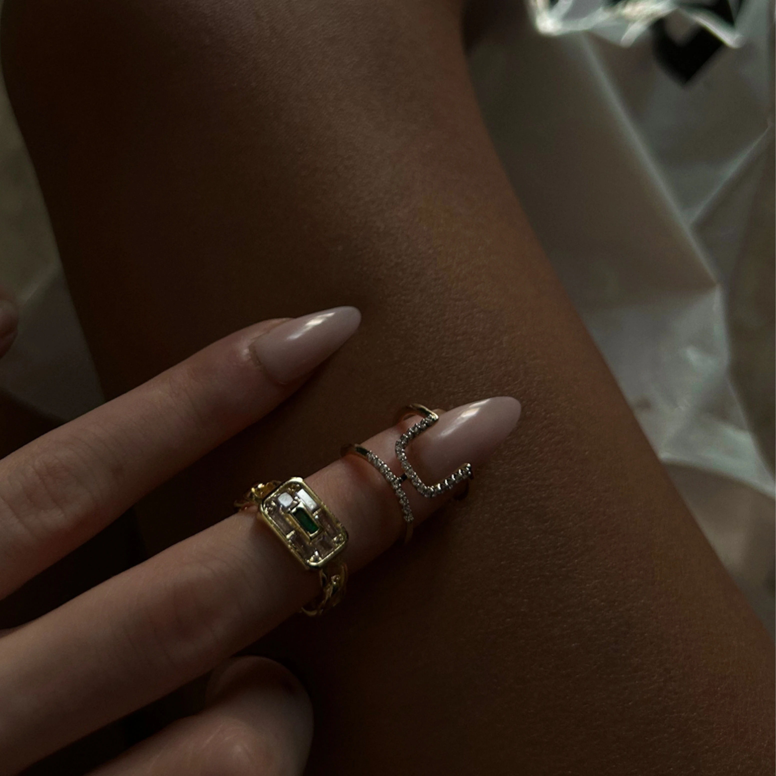 ÇELİK - Taşlı U tırnak takısı 