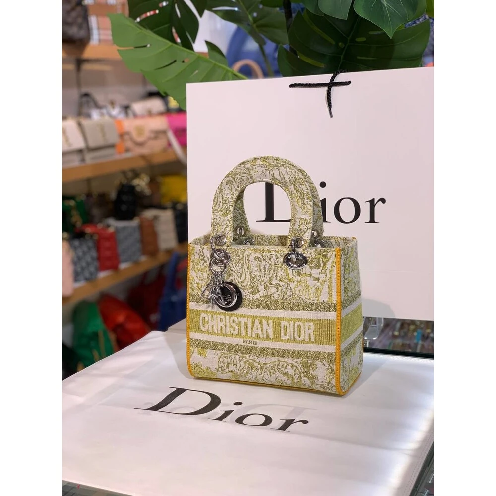Christian Dior Lady D-Lite Çanta