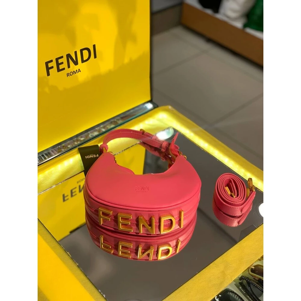 Fendi Graphy Çanta