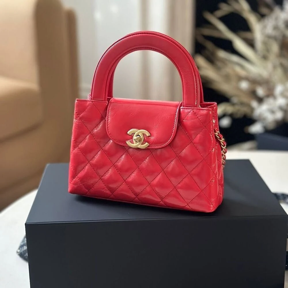 Chanel shiny aged gold