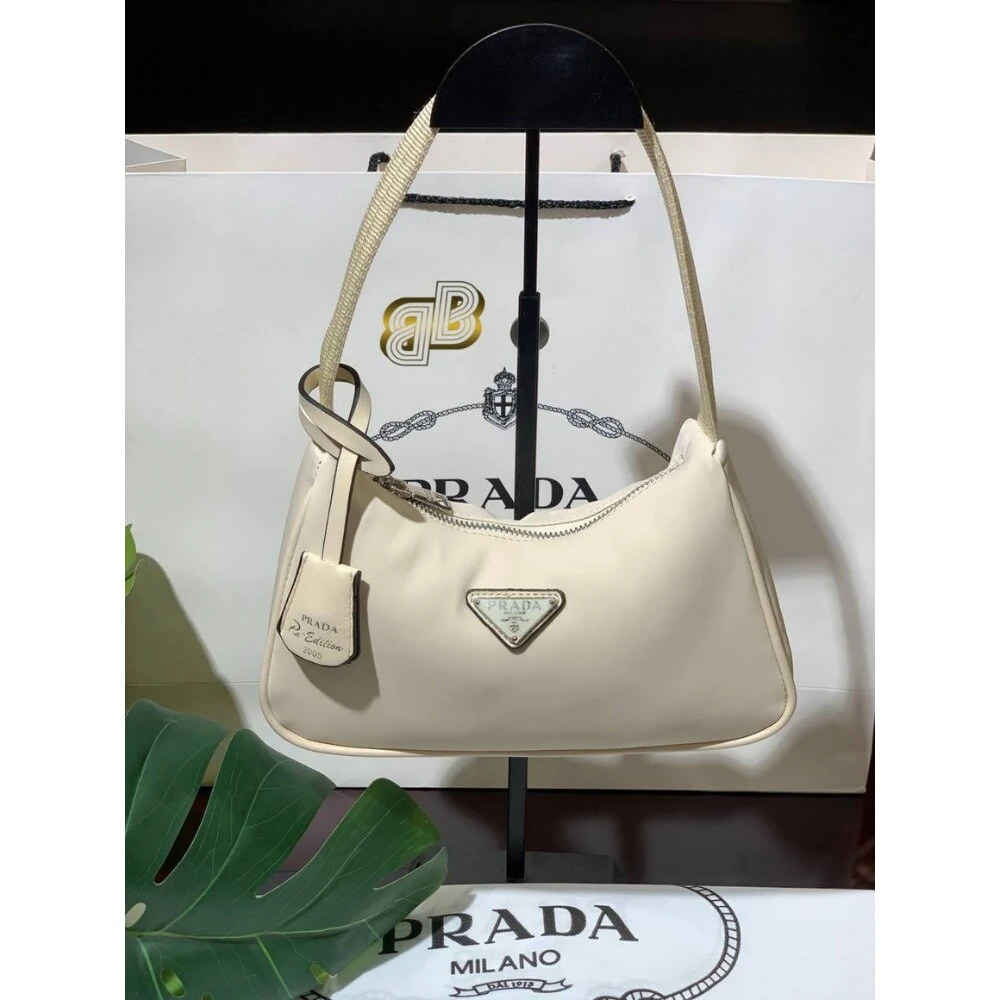 PRADA (1014)