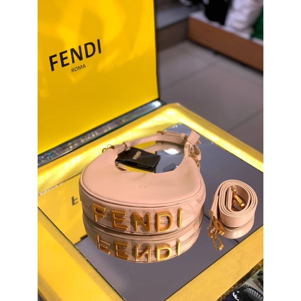 Fendi Graphy Çanta