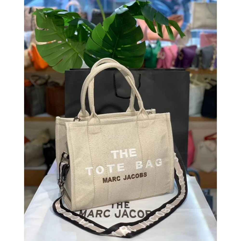 Marc Jacobs The Tote Bag