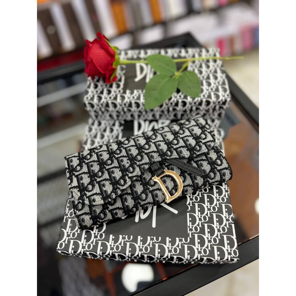 DİOR NEW CÜZDAN
