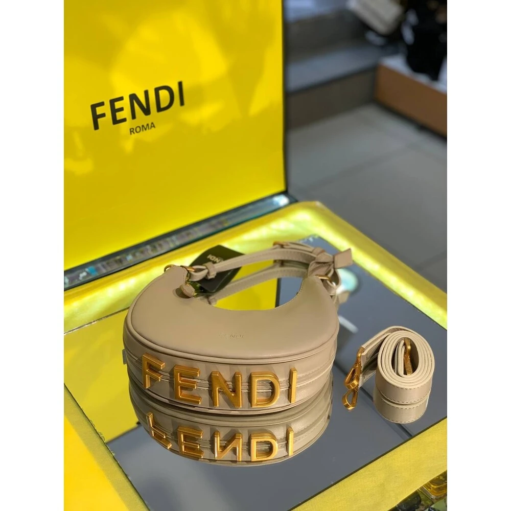 Fendi Graphy Çanta