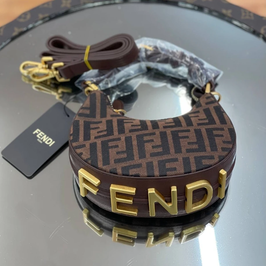 Fendi Graphy Çanta