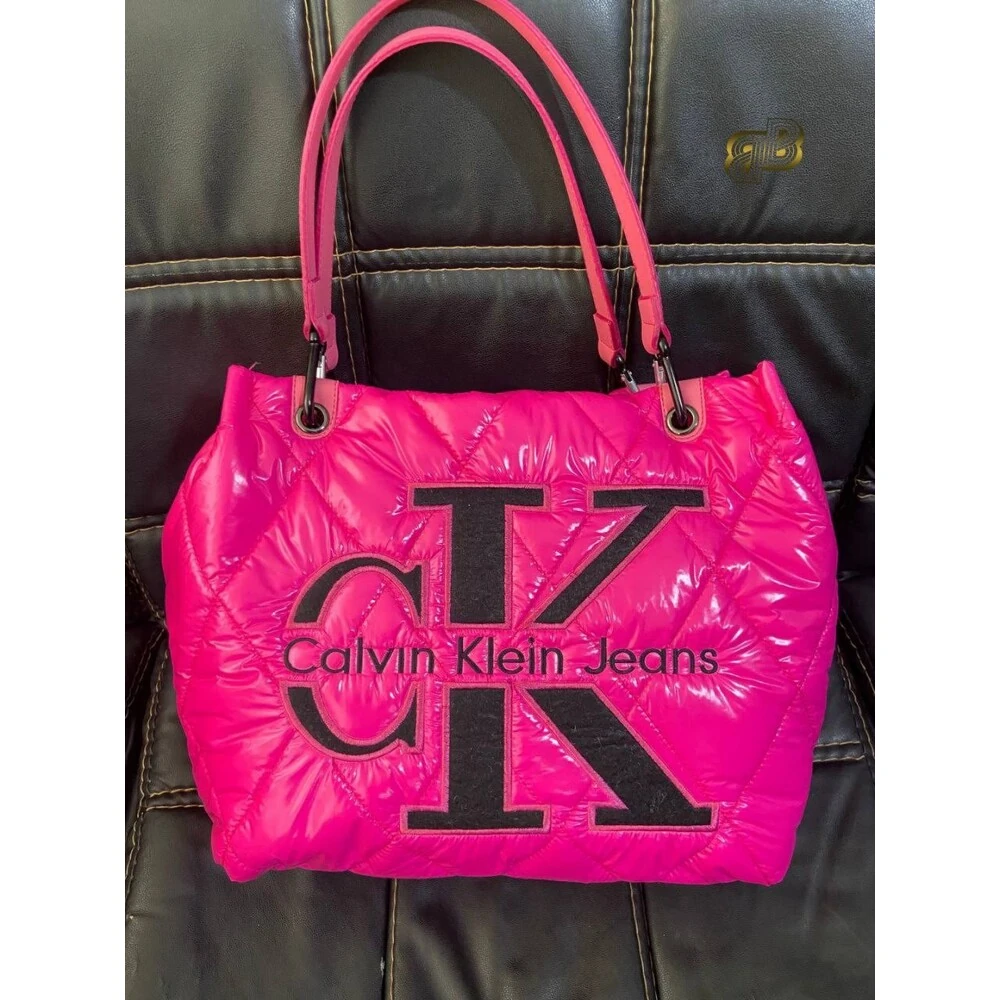 CALVİN KLEİN JEANS(1008)