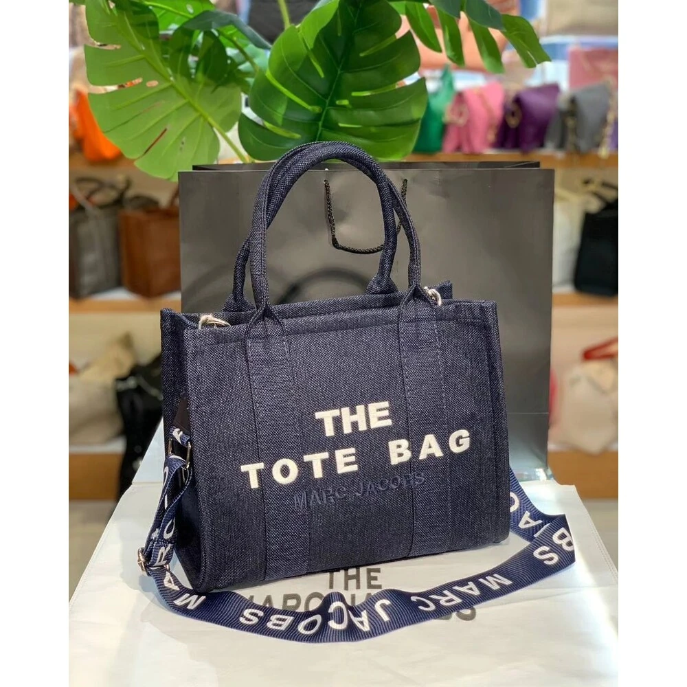 Marc Jacobs The Tote Bag