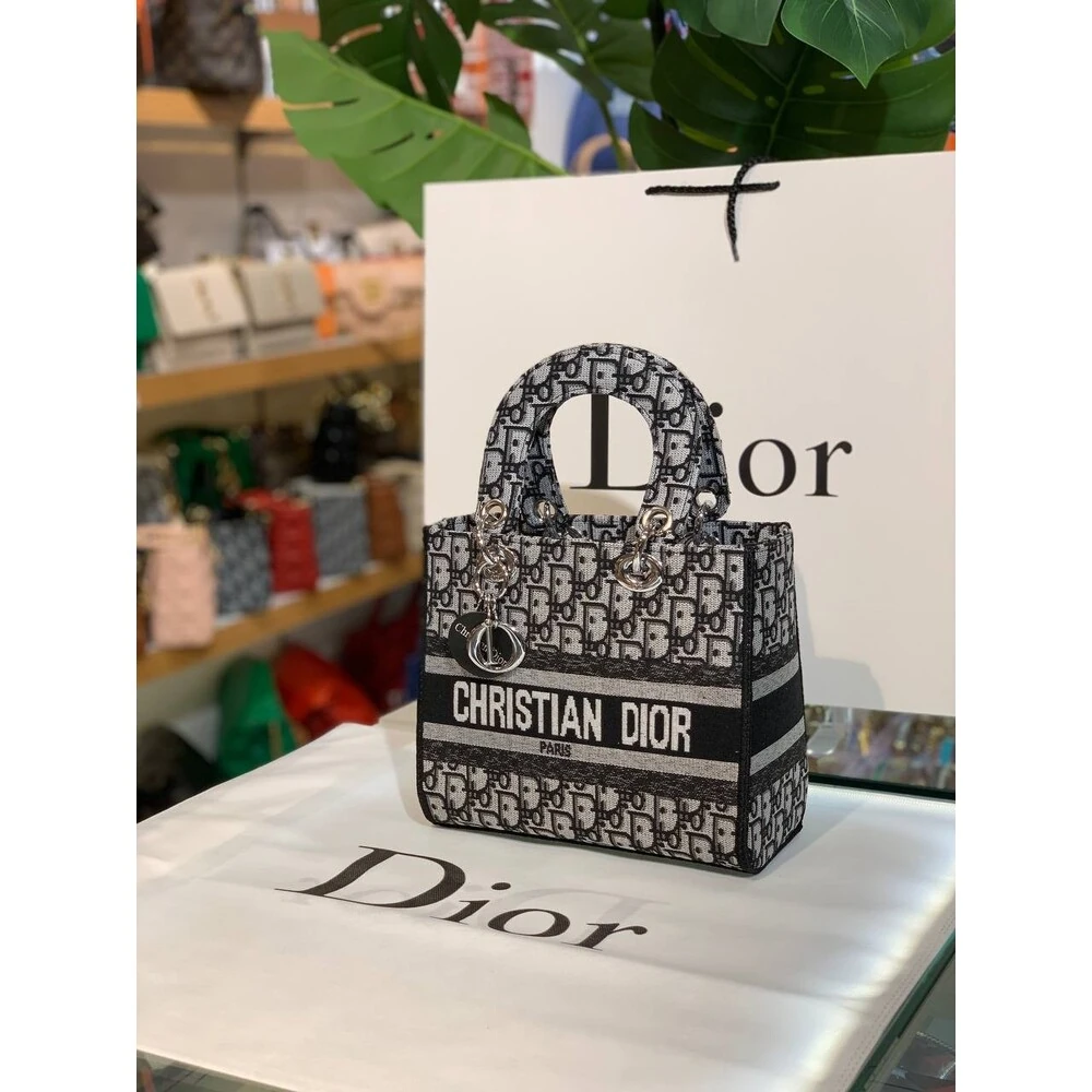 Christian Dior Lady D-Lite Çanta