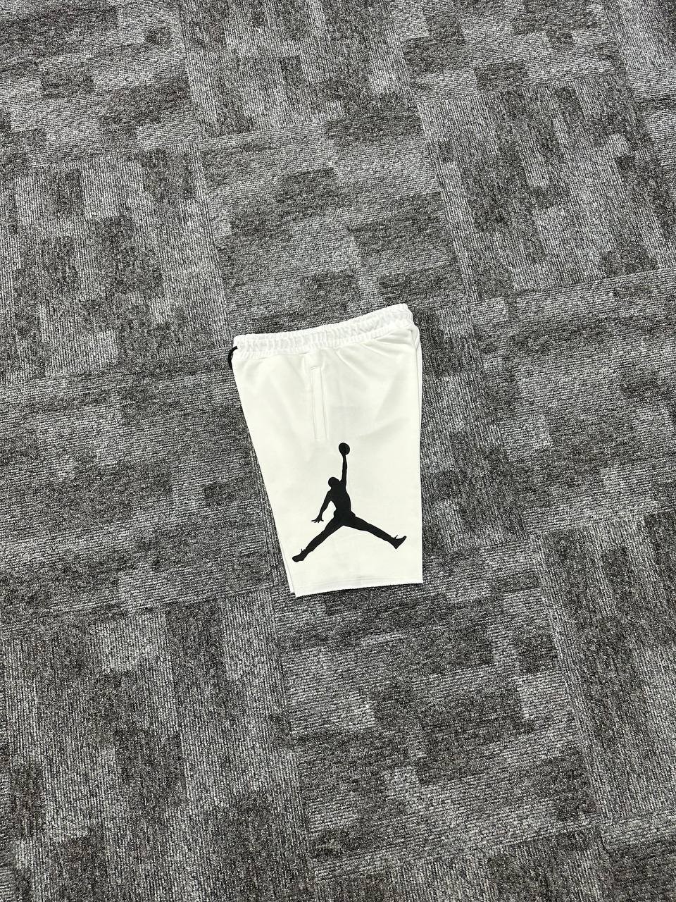 Jrdn Jumpman Logo Fleece Şort - Ekru Beyaz