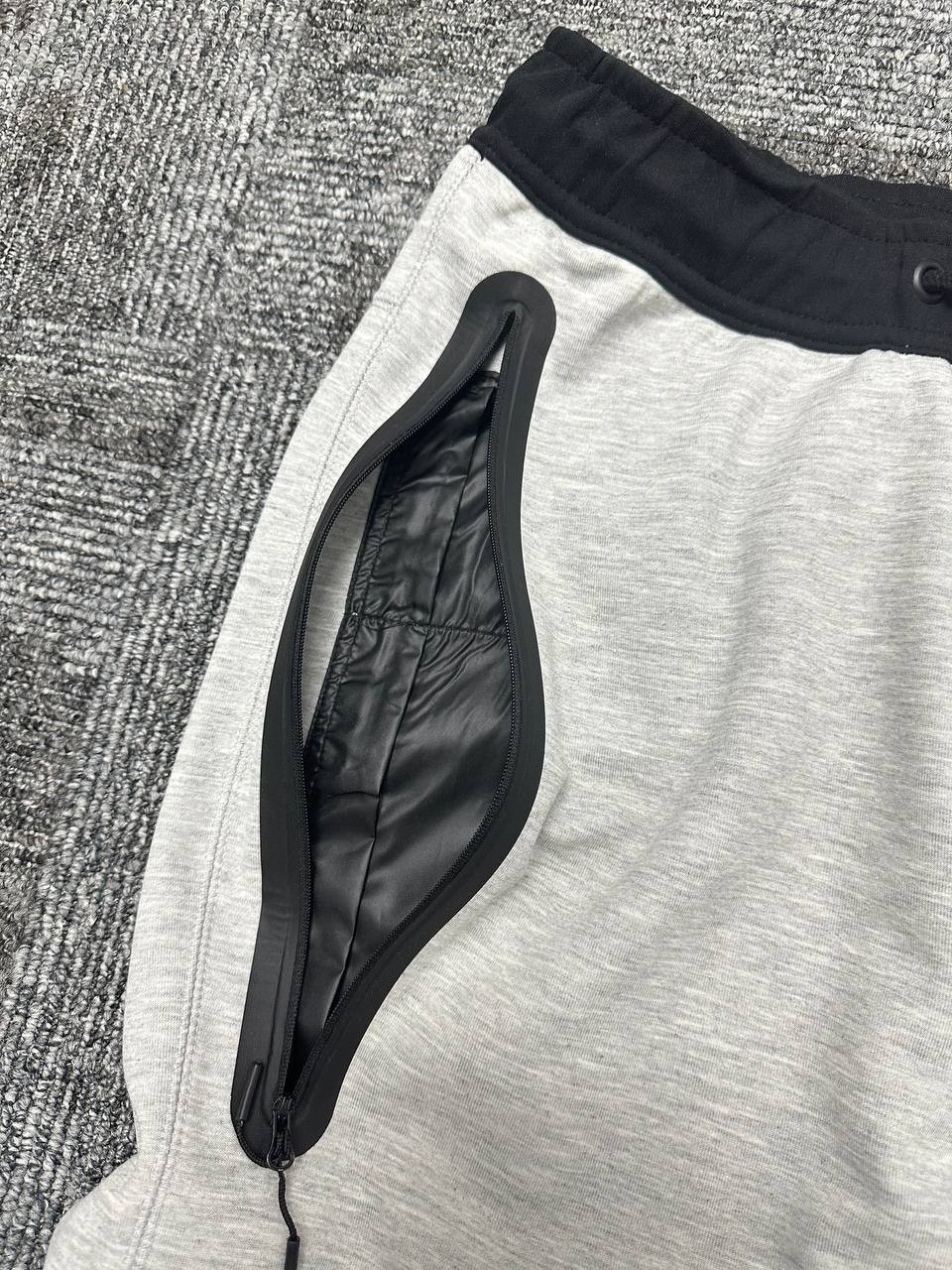 Tech Fleece Windrunner Eşofman Altı - Gri Melanj & Siyah