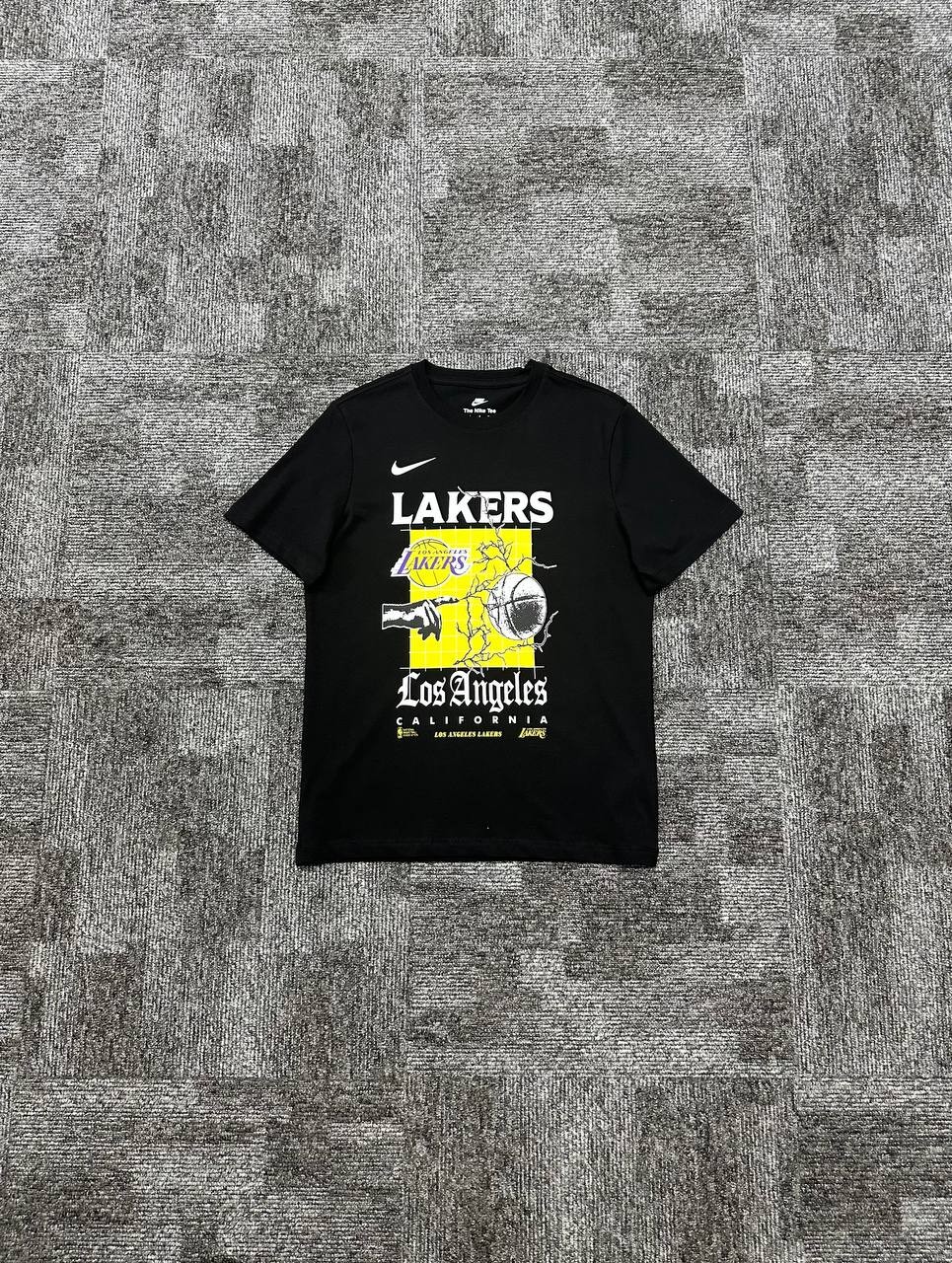 LA Lakers Courtside Max90 Tişört - Siyah