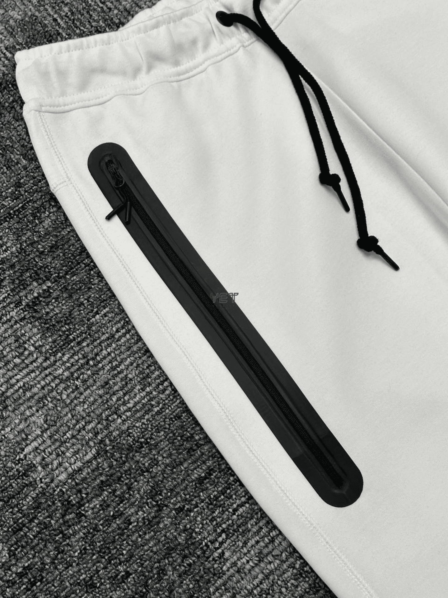 Tech Fleece Windrunner Eşofman Altı - Beyaz