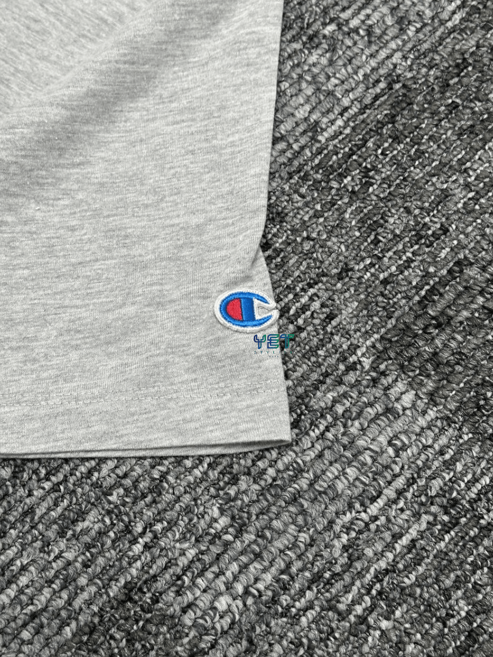 Crewneck Mini Logo Tişört